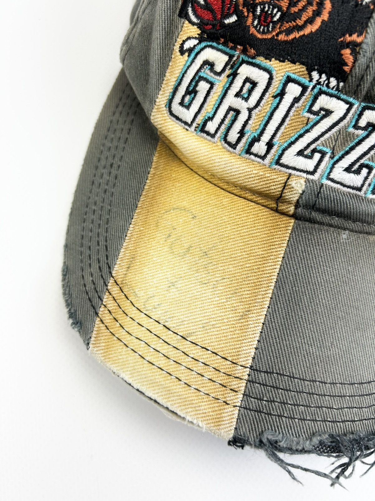 NBA × Vintage Rare Grizzlies Vancouver Cap NBA Vintage Size ONE SIZE - 12 Thumbnail