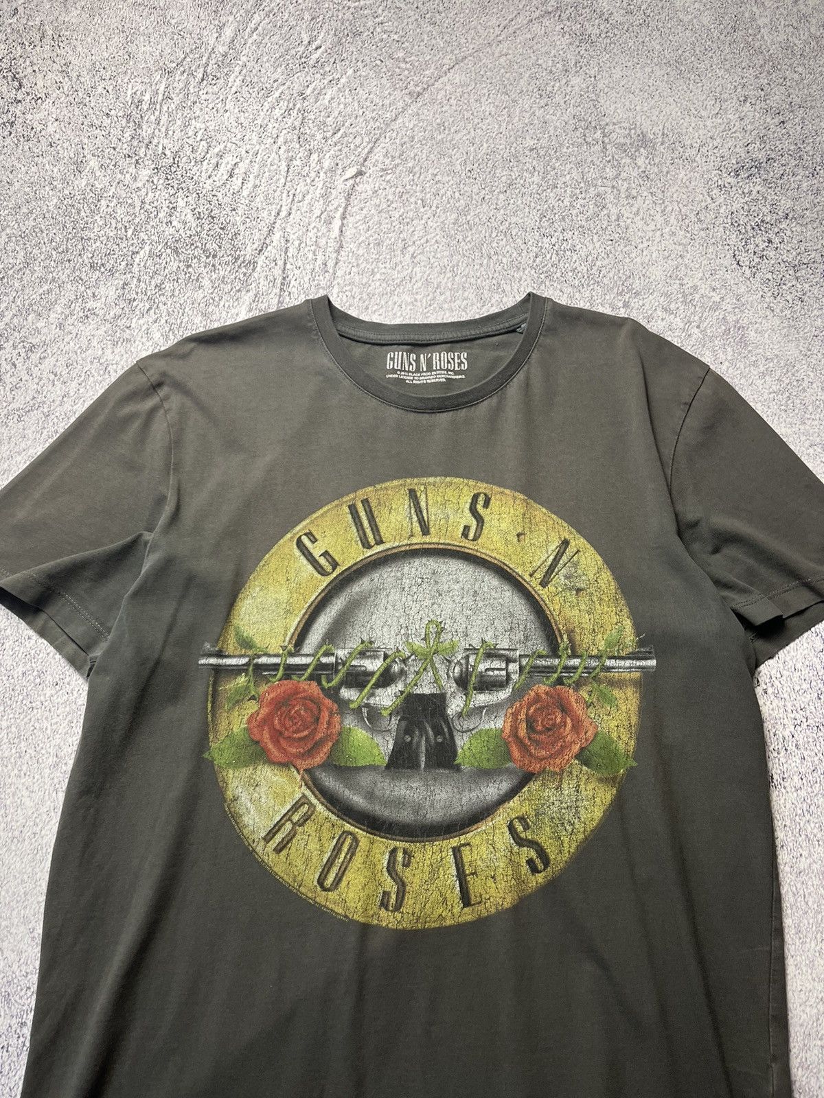 Band Tees Rare Vintage Guns N' Roses band rock tee Y2K Distreesed Size US M / EU 48-50 / 2 - 11 Thumbnail