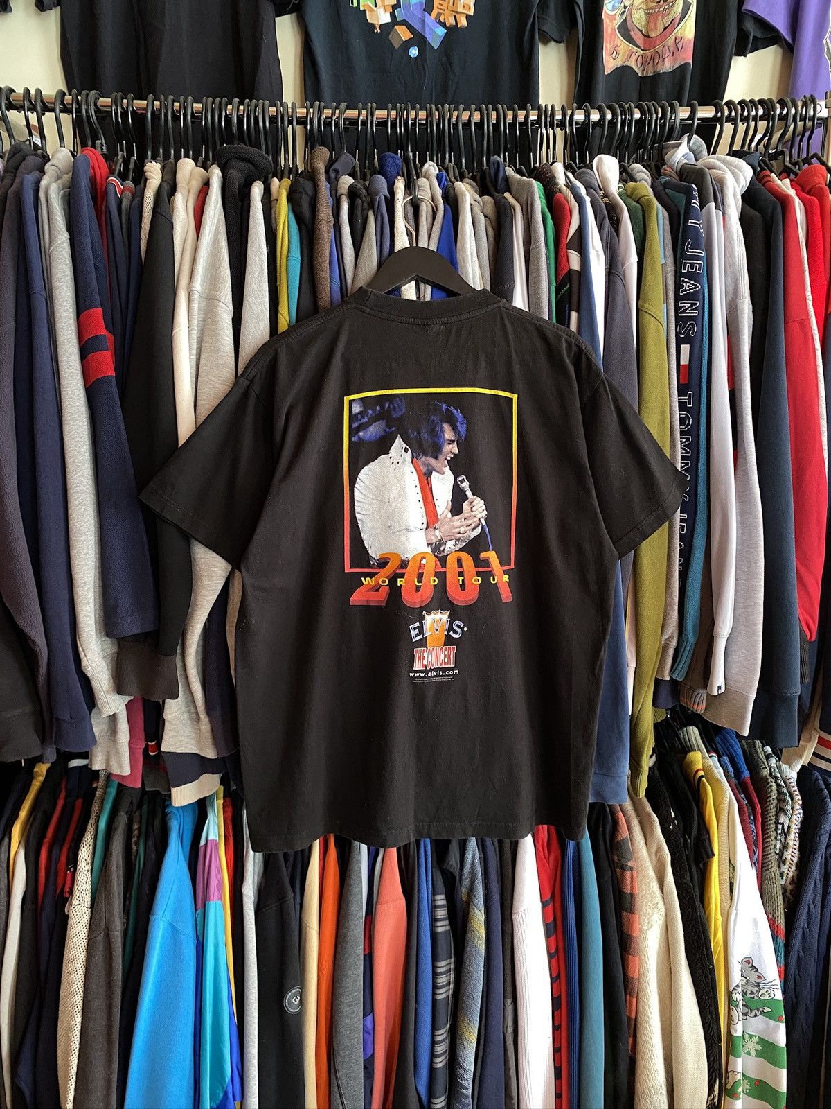 Band Tees VINTAGE ELVIS PRESLEY 2001 WORLD TOUR T-SHIRT Size US L / EU 52-54 / 3 - 3 Thumbnail