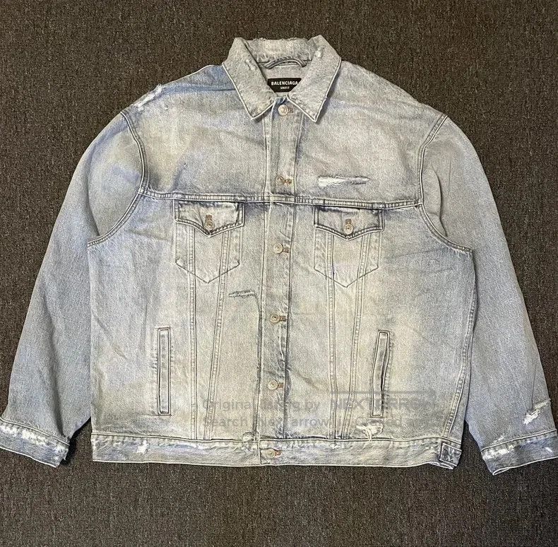 Balenciaga Balenciaga Oversize Embroidered Denim Jacket. Size US L / EU 52-54 / 3 - 1 Thumbnail