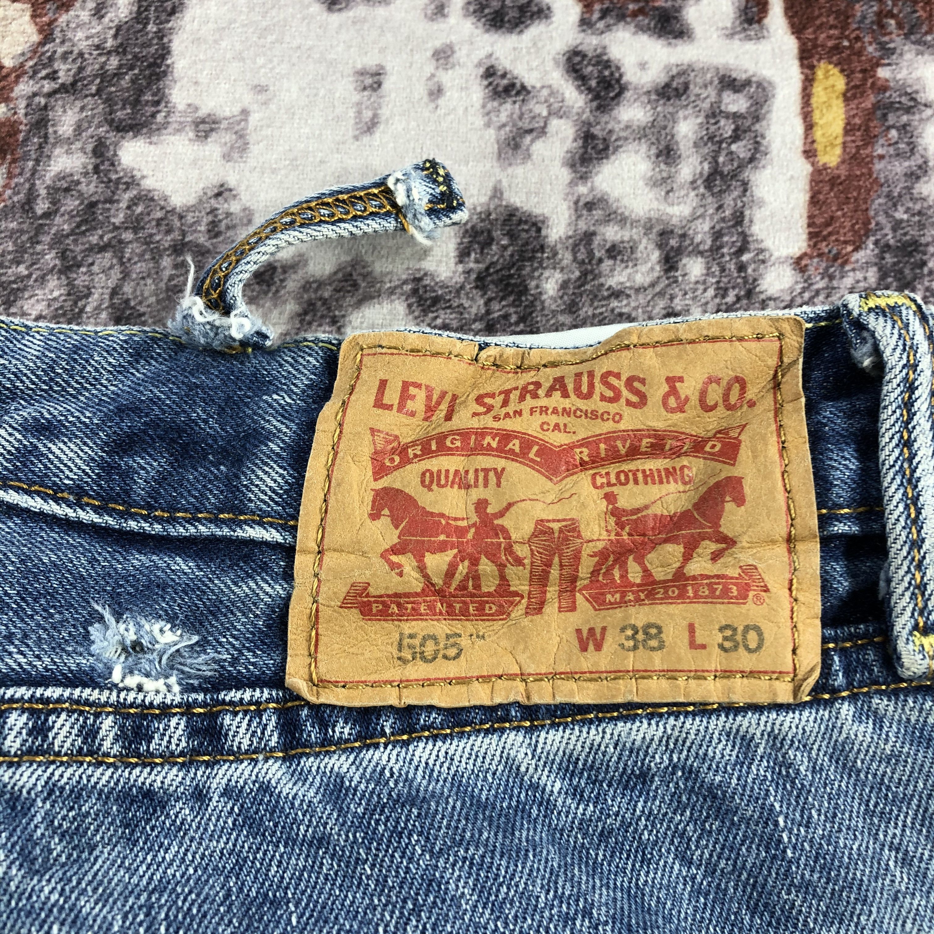 Levi's × Vintage Vintage Blue Wash Levis 505 Jeans-JM2873 Size US 39 - 6 Thumbnail