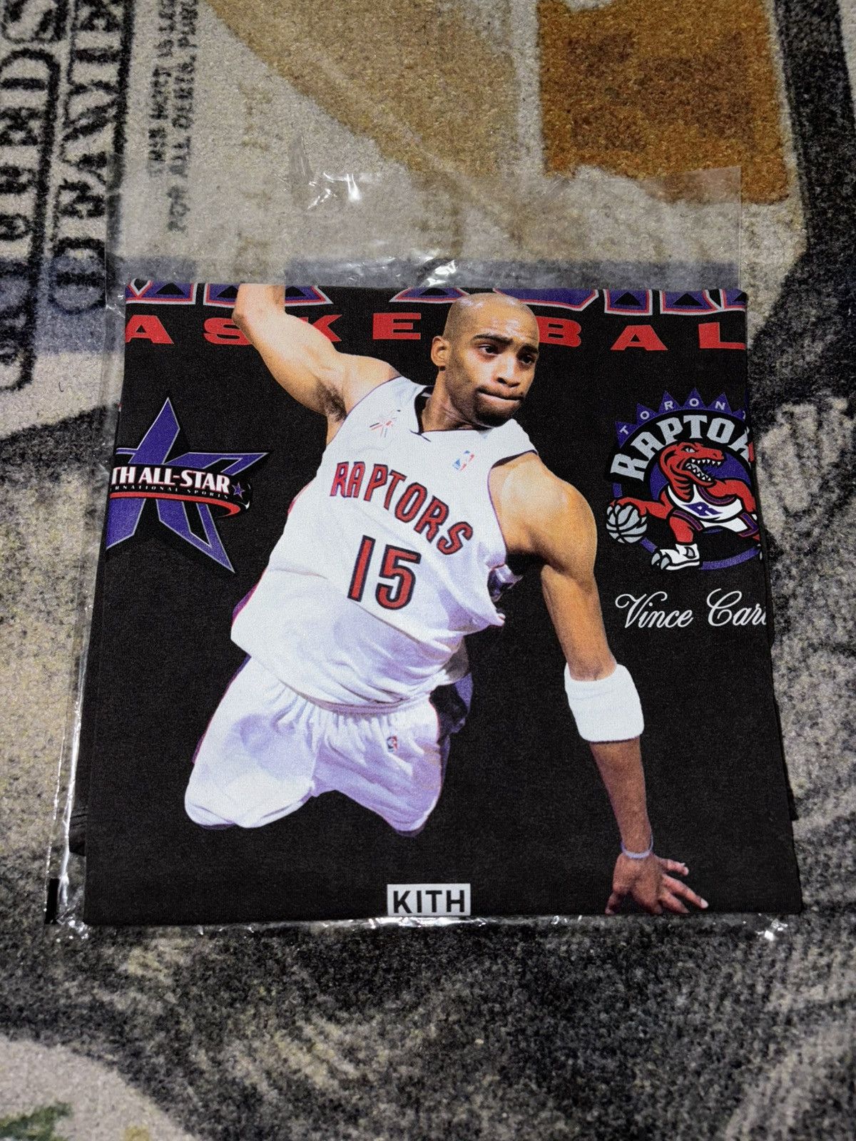 KITH X TORONTO RAPTORS VINCE CARTER VINTAGE TEE - BLACK