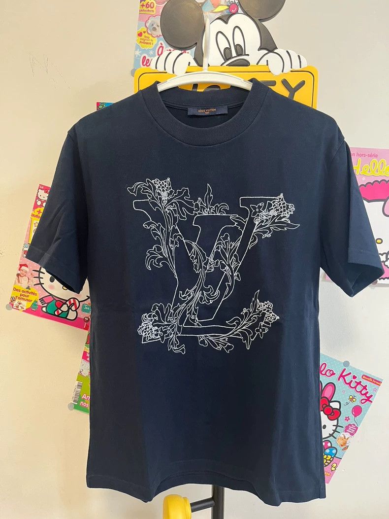 Louis Vuitton Louis Vuitton Vine Embroidered Short Sleeve Size US XS / EU 42 / 0 - 1 Thumbnail
