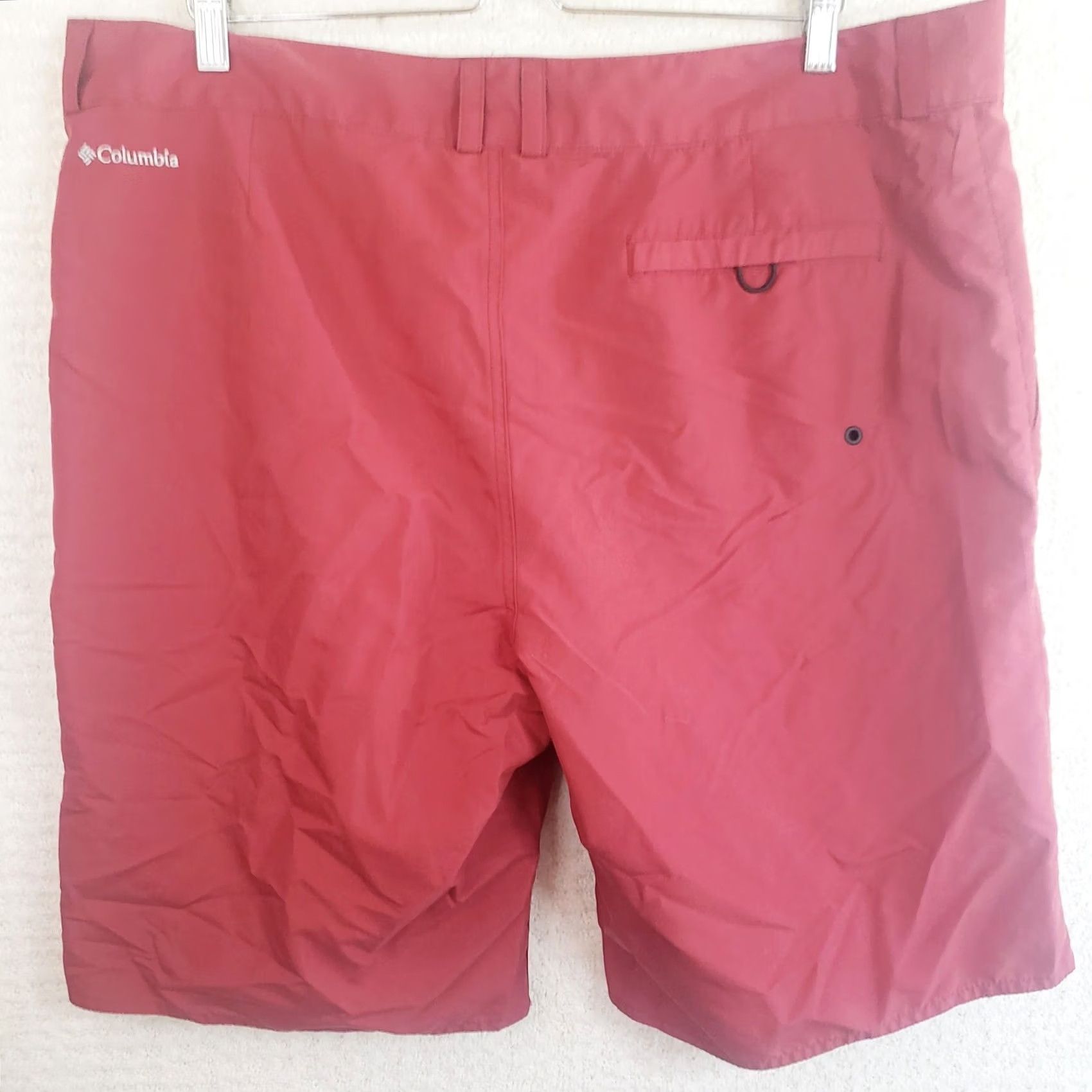 Vintage Columbia Men's Shorts Red 40x11 Omni-Shield Chino Flat Front Zip Pockets Logo Outdoor Casual Workwear Size US 40 / EU 56 - 5 Thumbnail