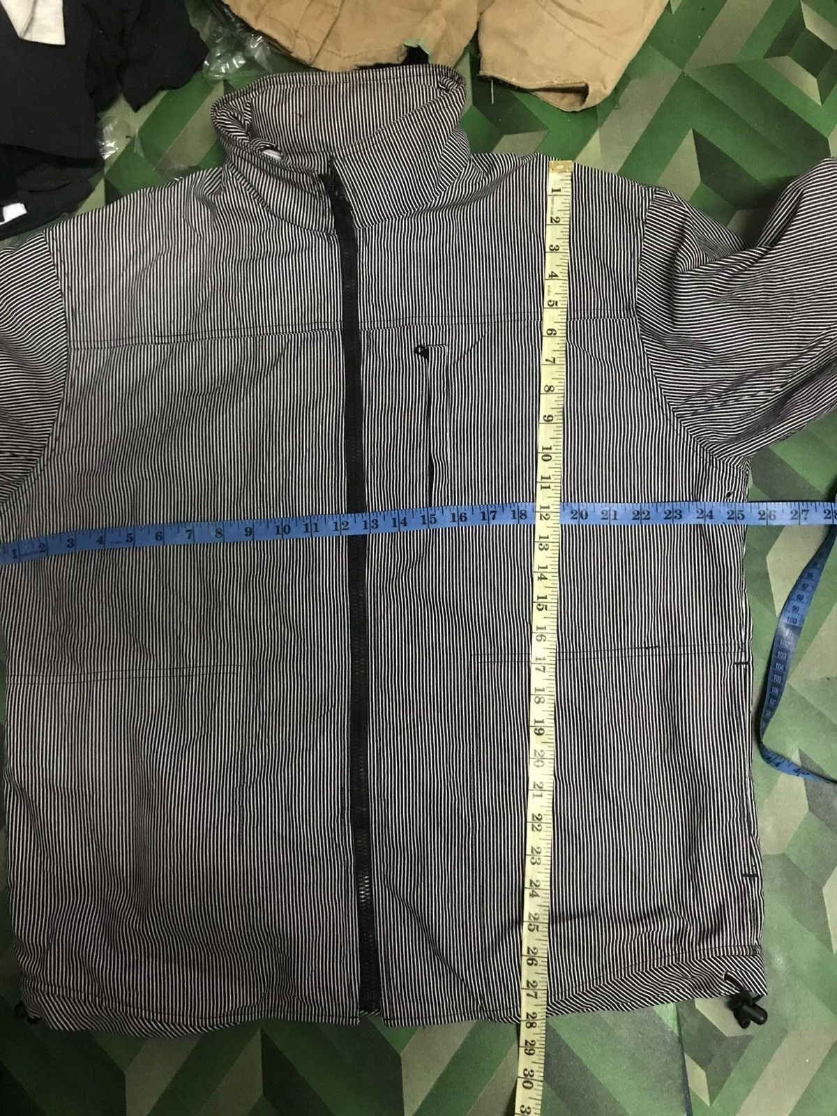 A.P.C. A.P.C Vintage men’s Hooded Packable Size US M / EU 48-50 / 2 - 11 Thumbnail
