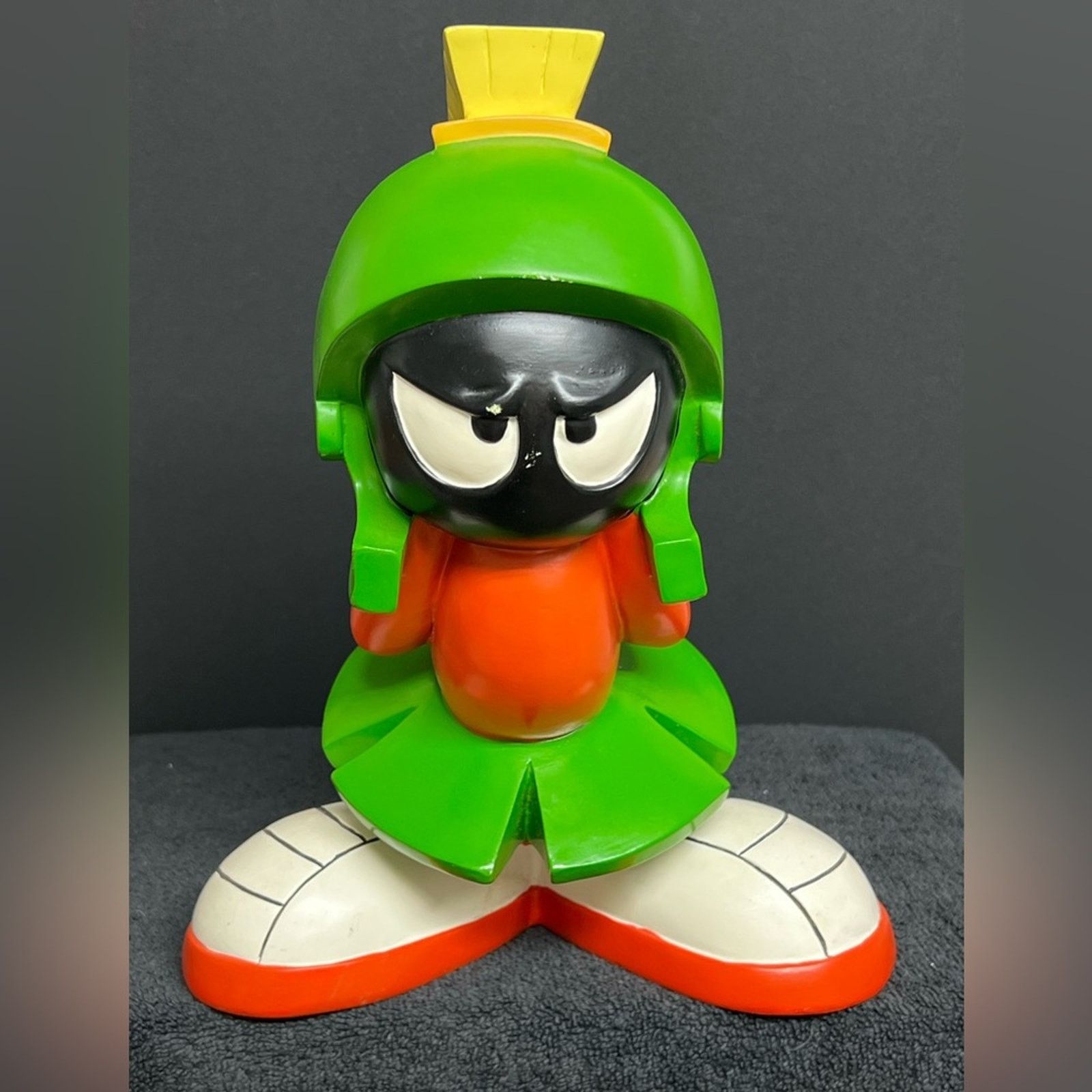 Warner Bros Marvin the Martian 12” Statue Looney Tunes Store Exclusive Size ONE SIZE - 1 Thumbnail