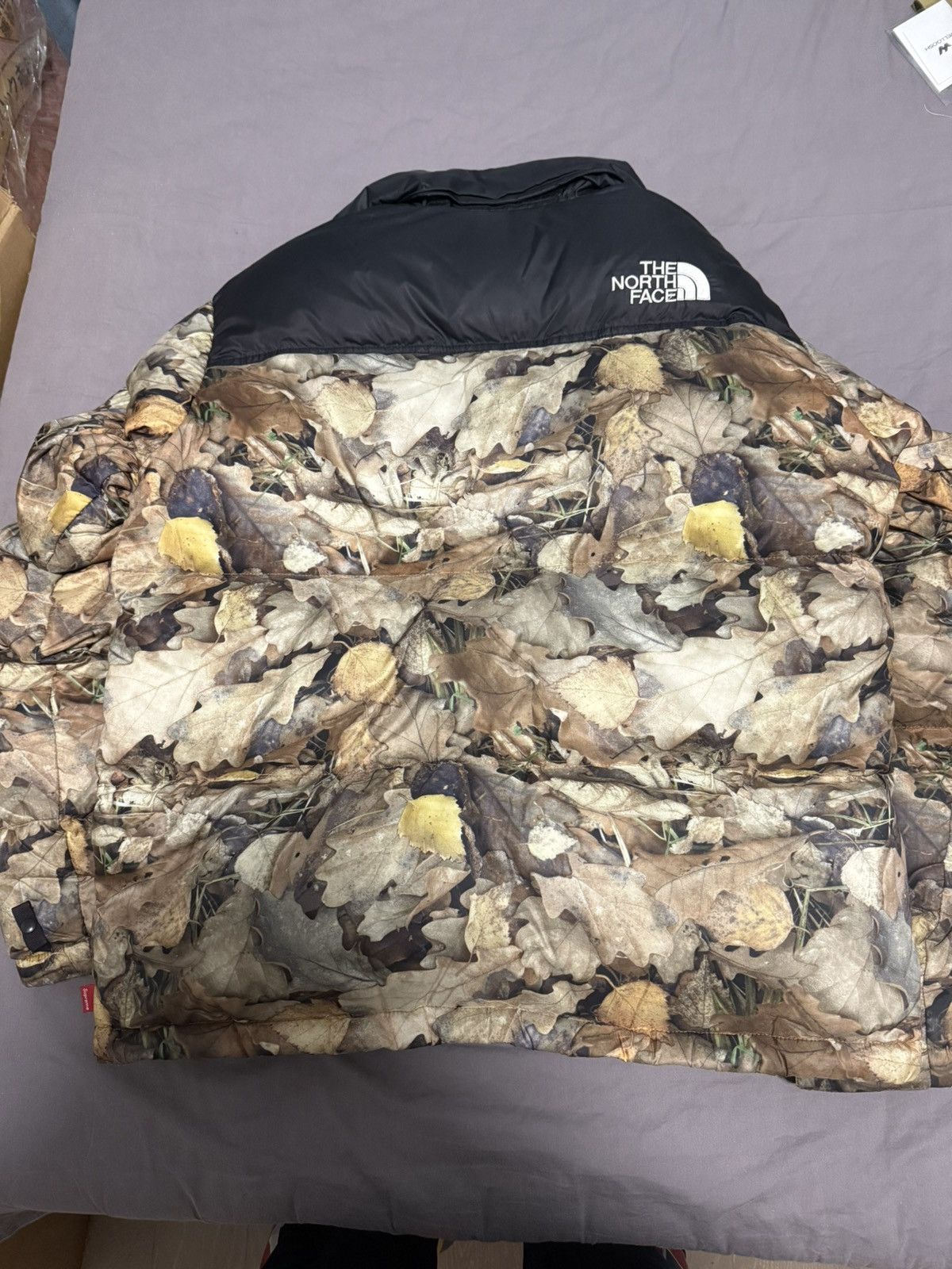 Supreme × The North Face Supreme tnf the north face leaves nuptse Jacket Size US L / EU 52-54 / 3 - 7 Thumbnail