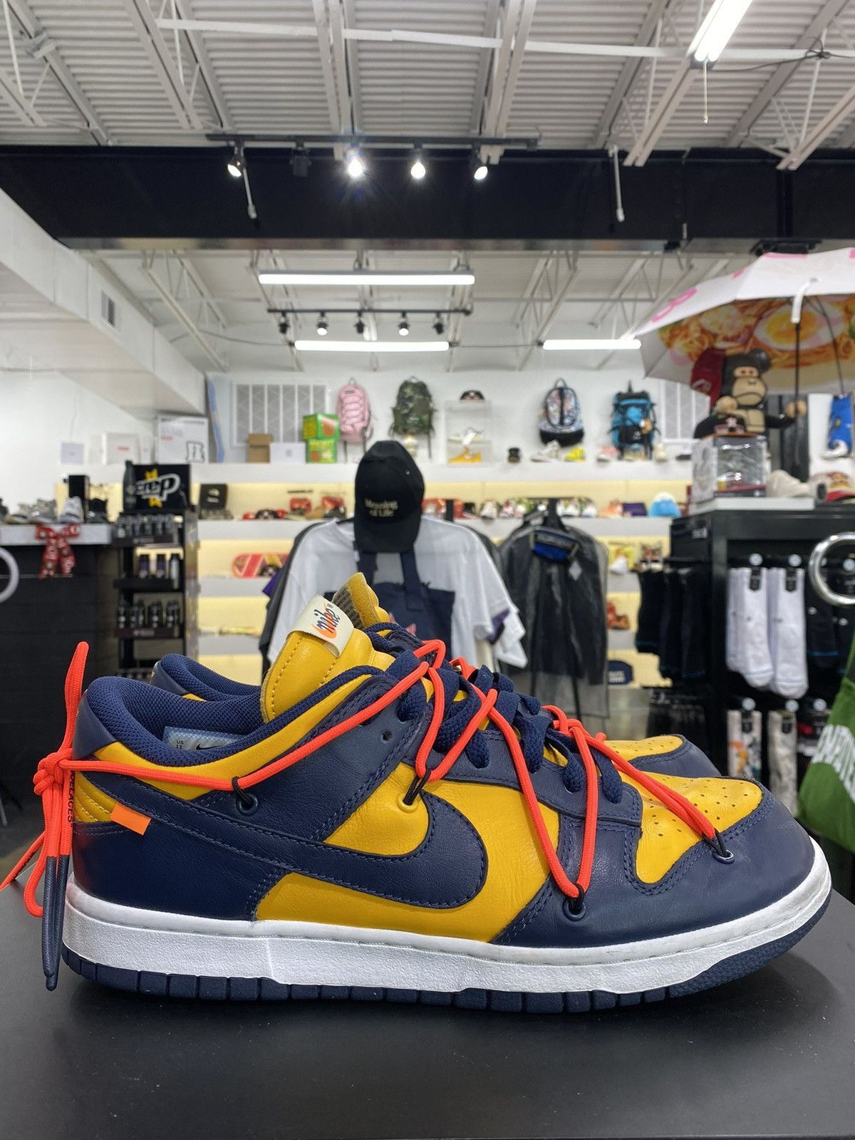 Nike × Off-White Nike Dunk Off White Michigan Sz. 11 Size US 11 / EU 44 - 4 Thumbnail