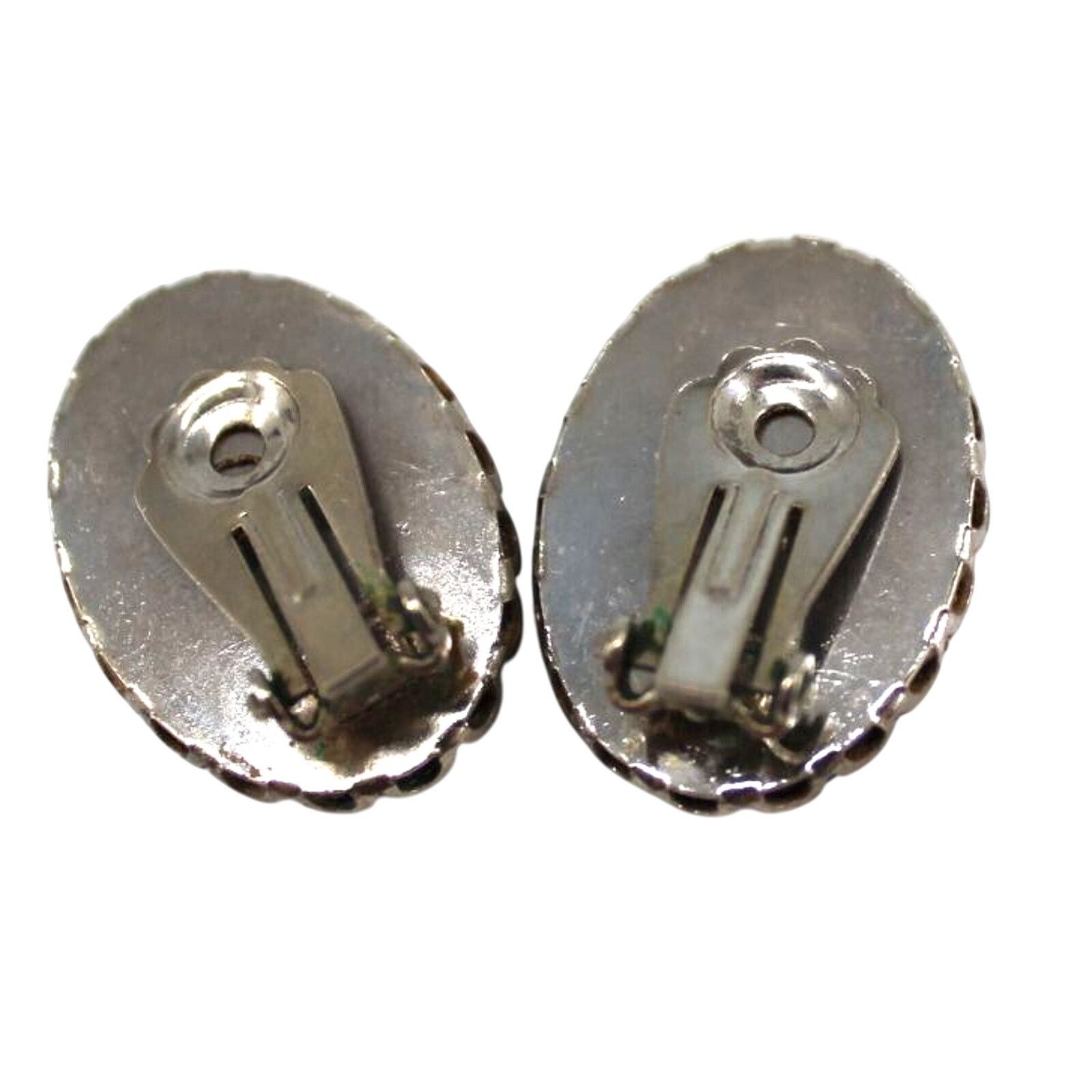 Other Vintage Faux Black Onyx Earrings • Silvertone • 1" • Clip On Size ONE SIZE - 4 Thumbnail