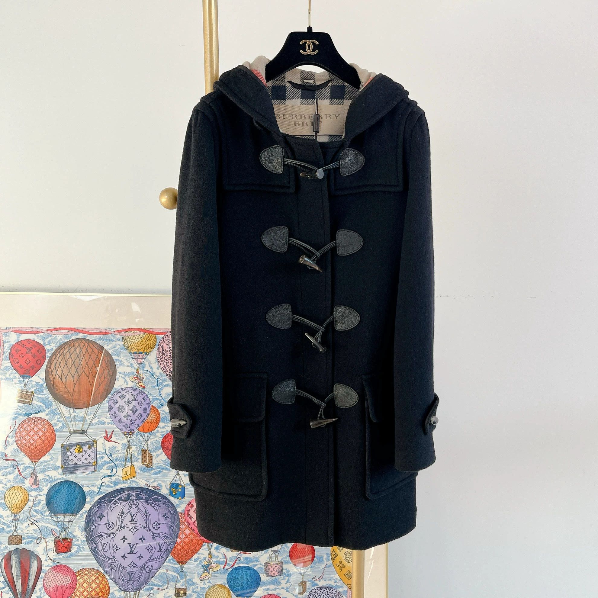 Burberry Burberry black wool coat w/ black horn buttons IT38 Size M / US 6-8 / IT 42-44 - 2 Thumbnail