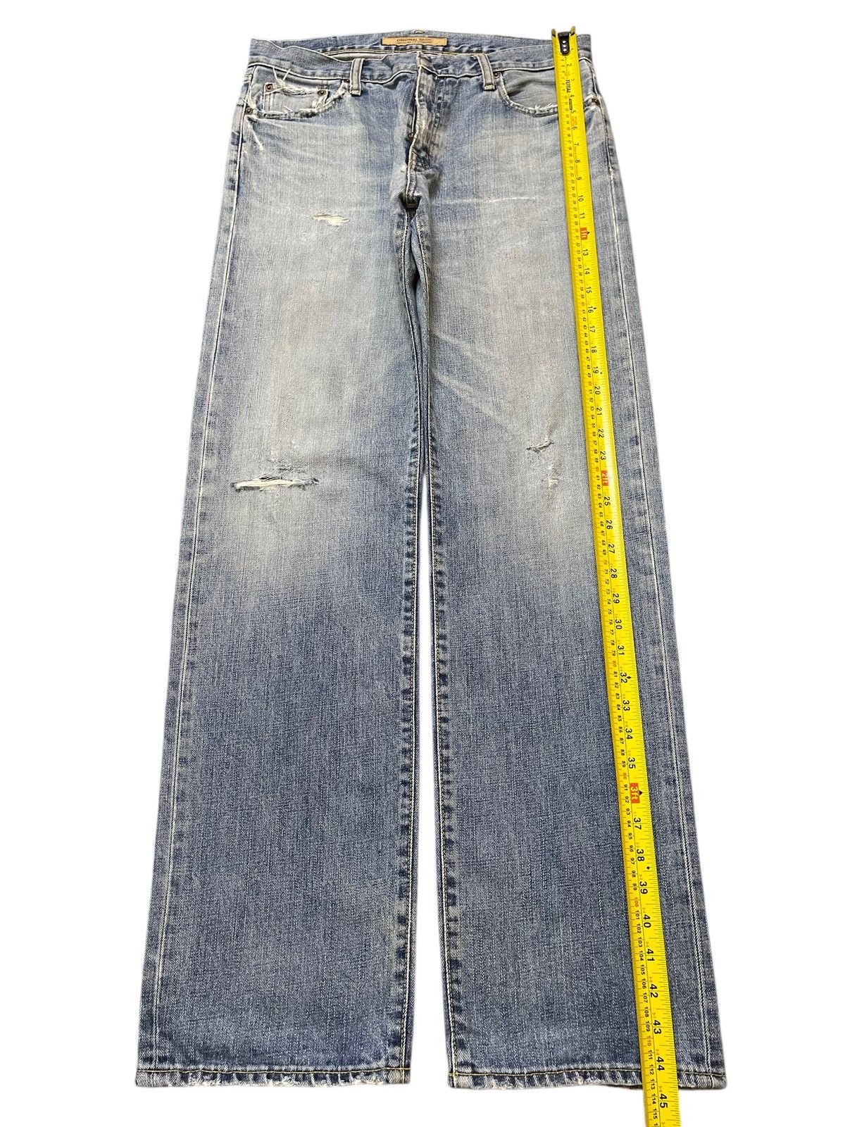 Uniqlo Vintage Japanese Uniqlo Light Faded Wash Distress Loose Jean Size US 33 - 13 Thumbnail