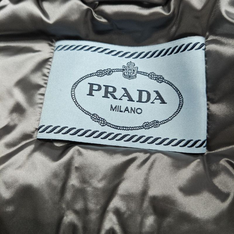 Prada Prada Solid Color Zip Long Sleeve Jacket-2506 Size US S / EU 44-46 / 1 - 3 Thumbnail