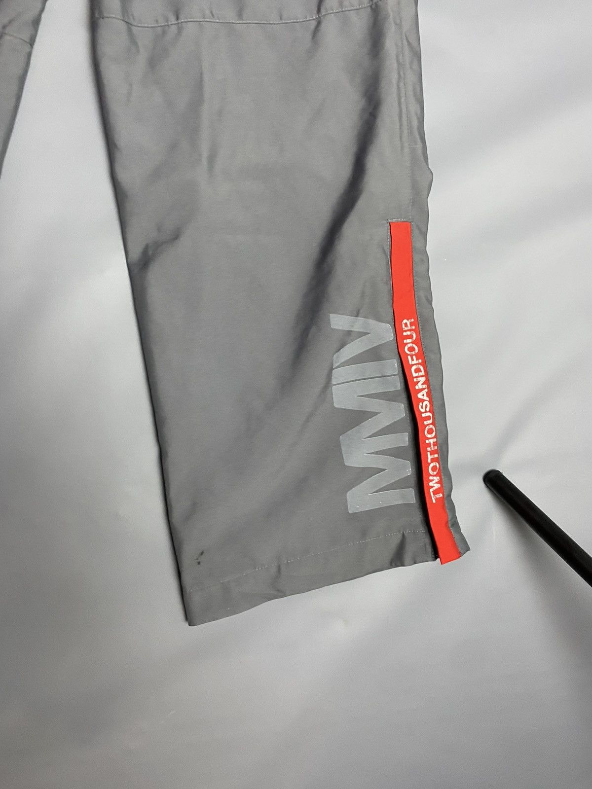 Vintage Vintage Nike MMIV 04 Gray Nylon Polyester Track Pants Size L Size US 36 / EU 52 - 19 Thumbnail