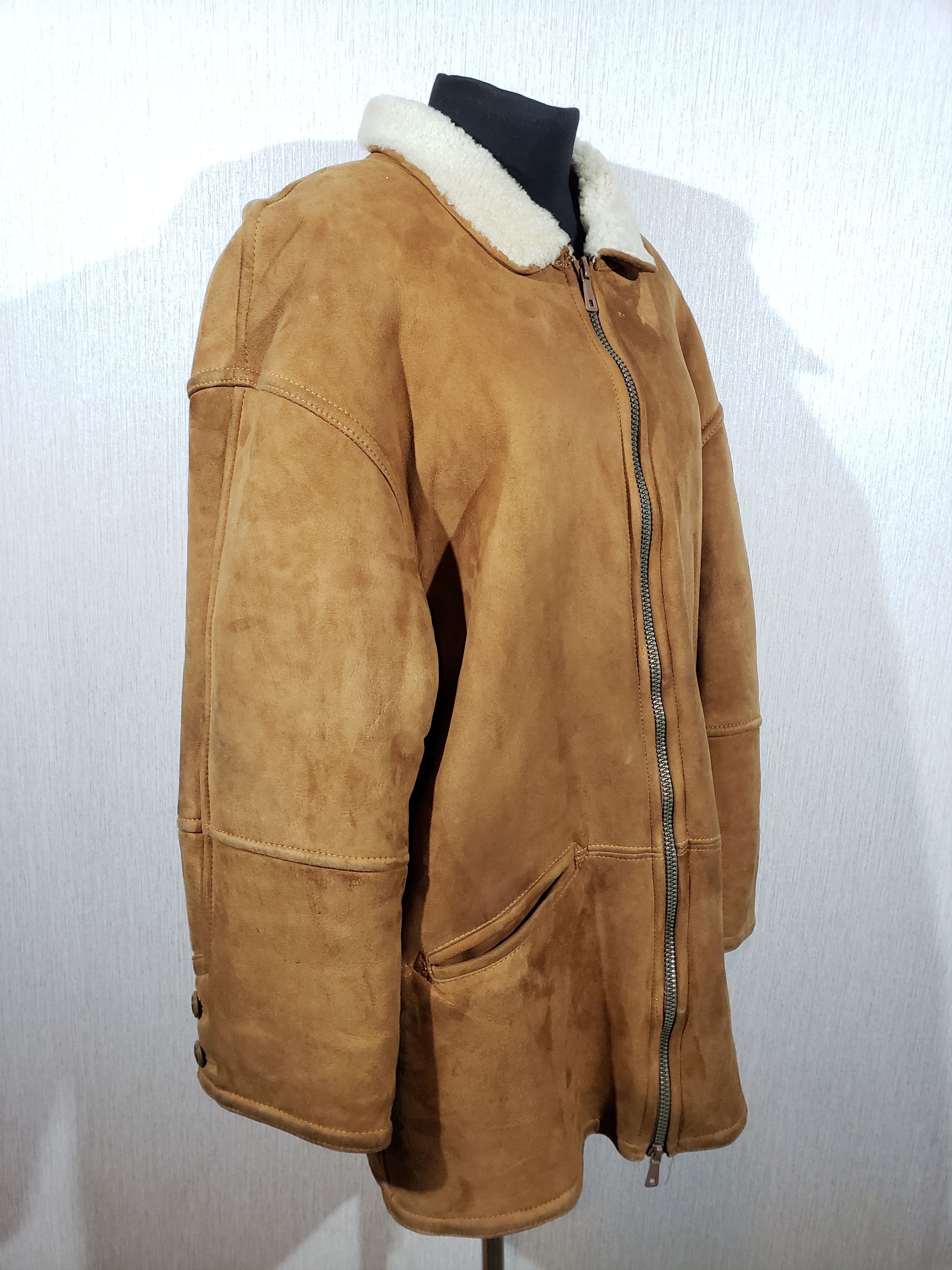 Other Reliable brown sheepskin coat for men. Size US L / EU 52-54 / 3 - 4 Thumbnail