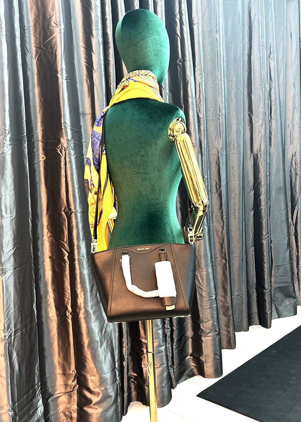 Michael Kors Michael Kors Ruthie Small Leather Bag Retail $258 Size ONE SIZE - 9 Thumbnail