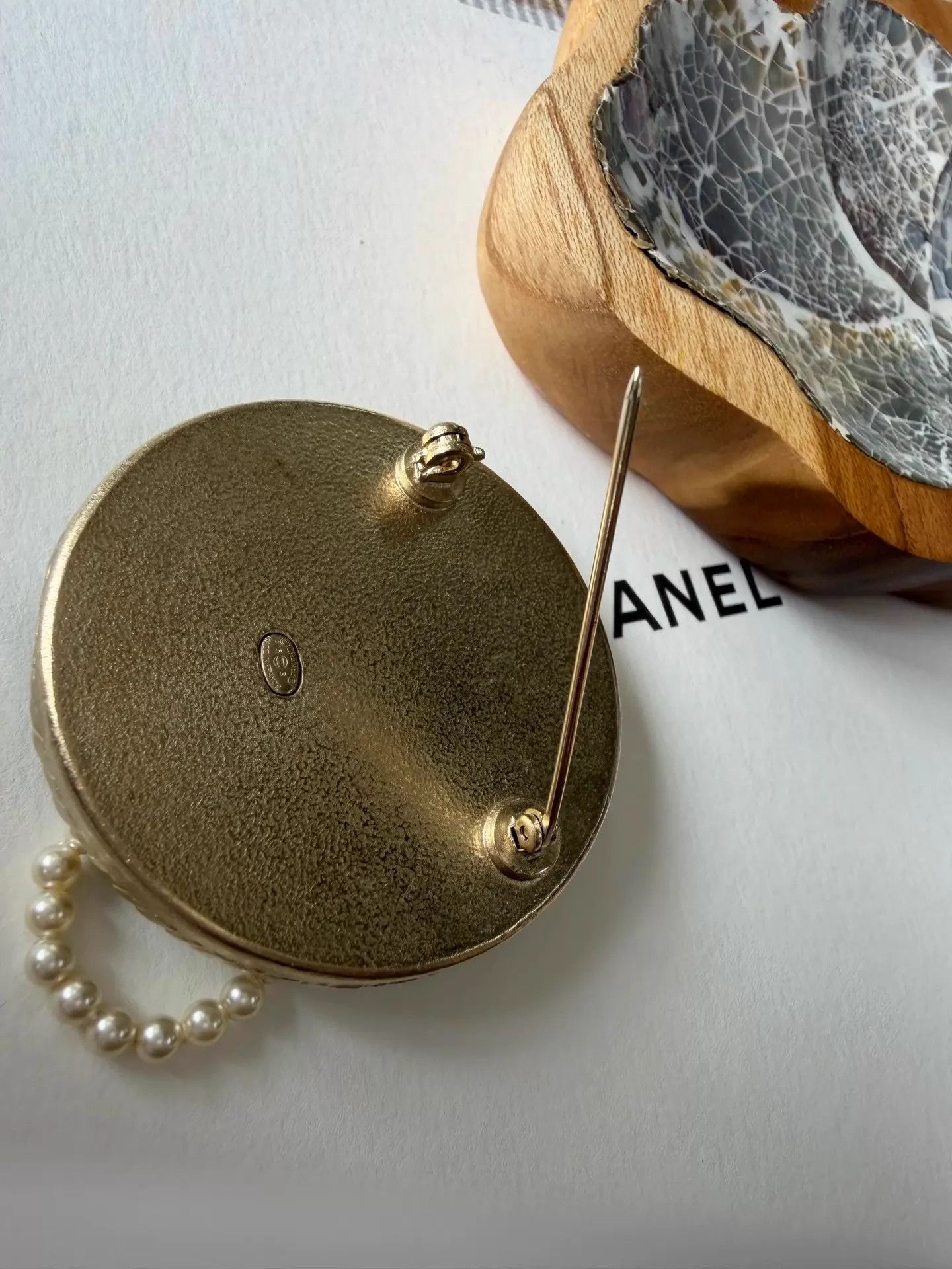Chanel CHANEL Coco Mademoiselle Head Brooch Pre-owned Size ONE SIZE - 6 Thumbnail
