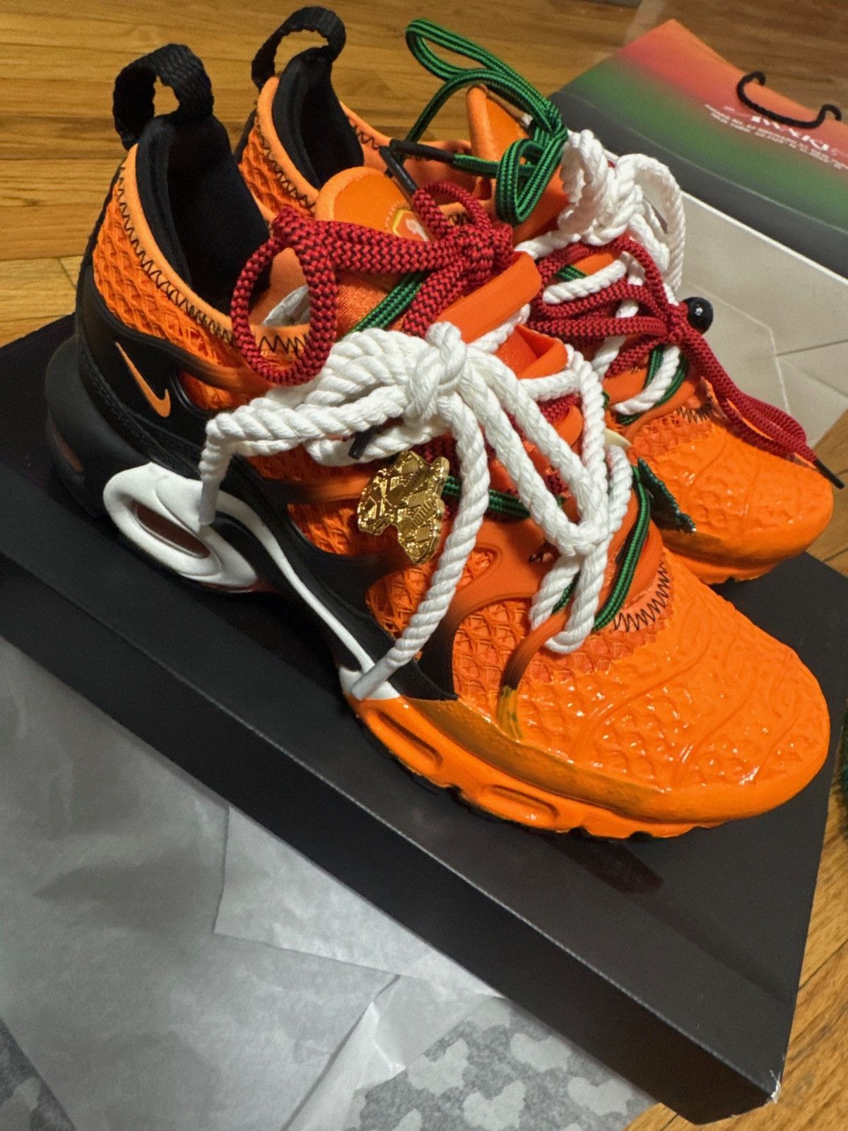 Nike Nike x Homecoming Collab Size US 6 / EU 39 - 1 Thumbnail