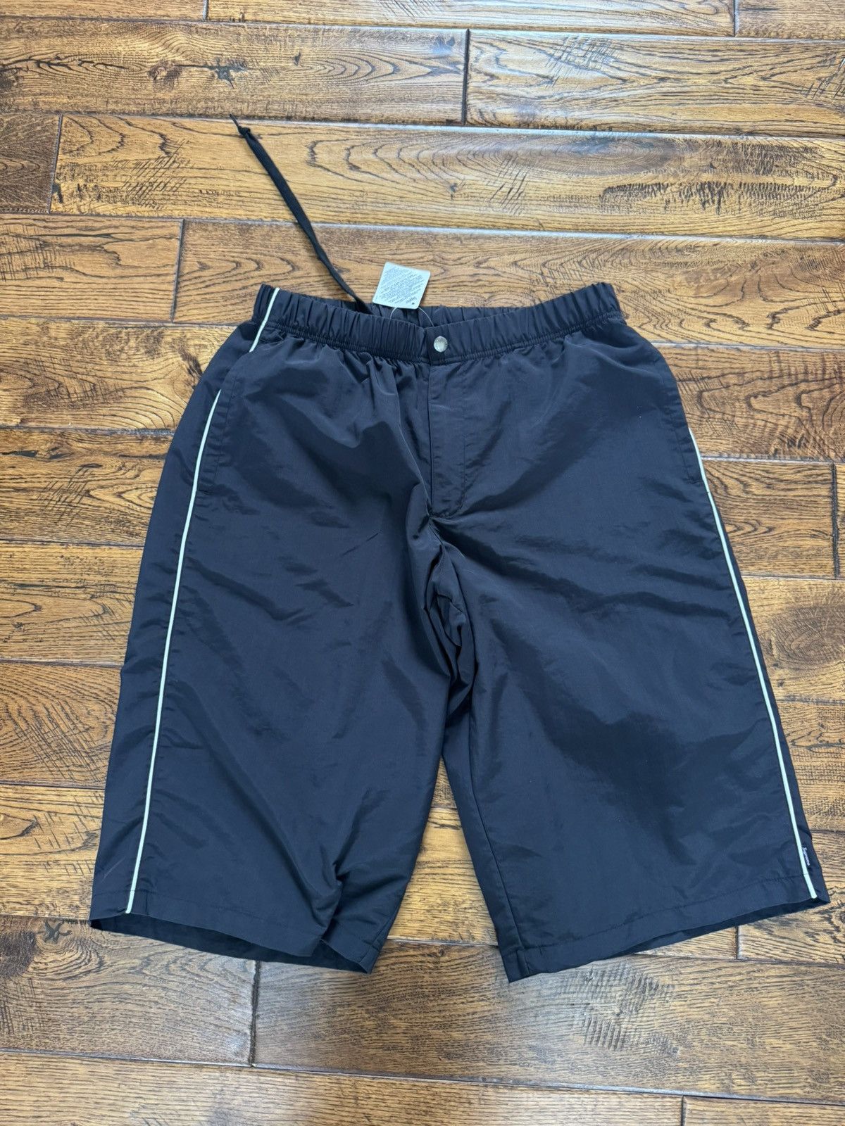 Supreme Supreme Nylon Baggy Shorts Black SS25 | Grailed