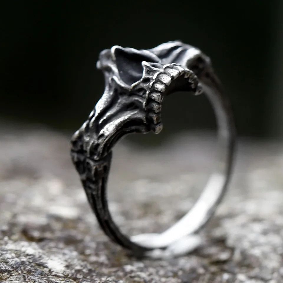 Japanese Brand × Vintage Gothic skull ring Size ONE SIZE - 5 Thumbnail