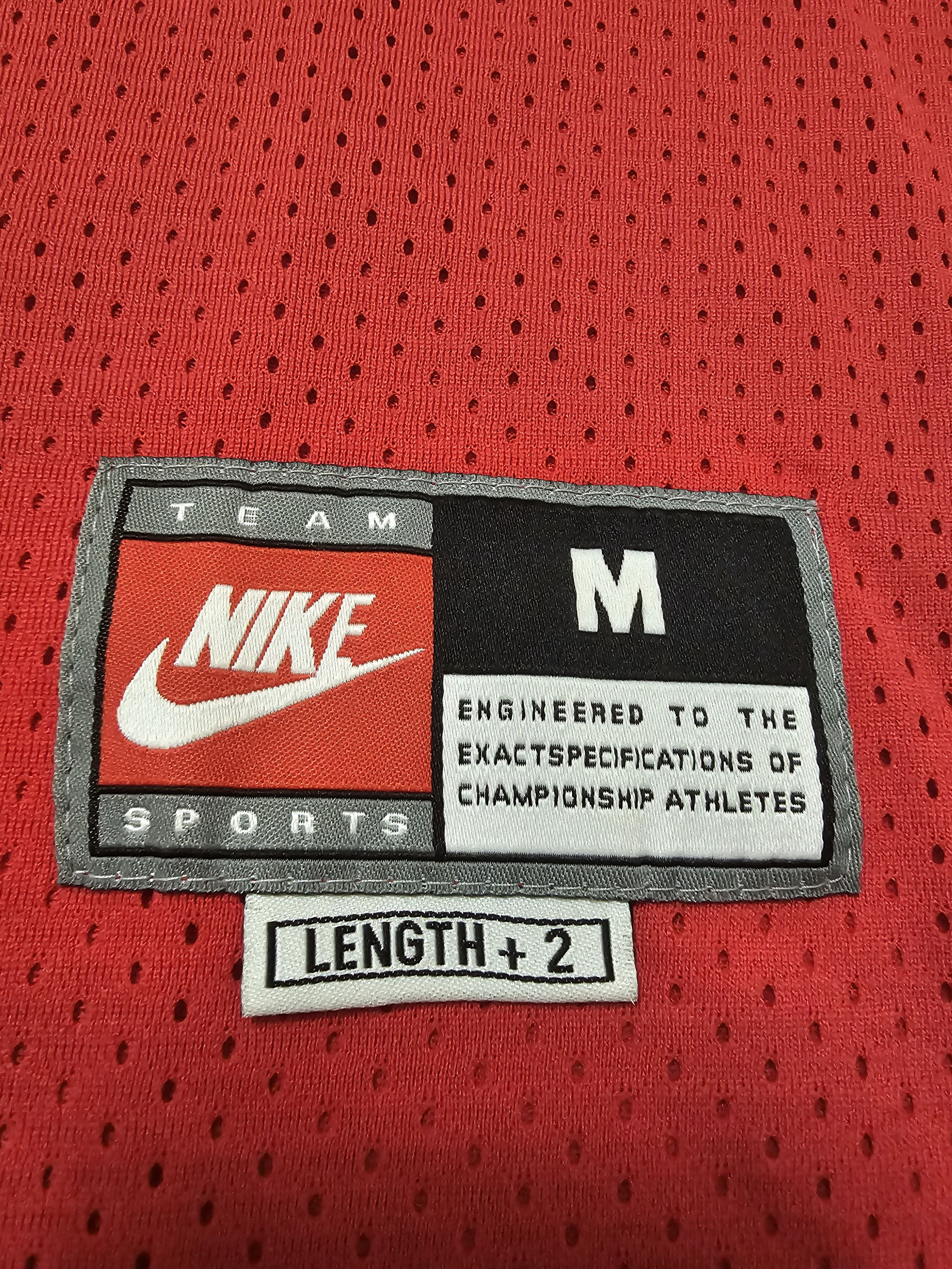 Vintage CHICAGO BULLS NIKE VINTAGE JORDAN JERSEY BASKETBALL SHIRT Size US M / EU 48-50 / 2 - 9 Thumbnail