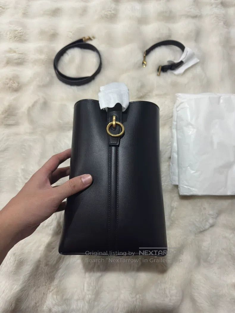 Saint Laurent Paris Saint Laurent Paris Black and Gold Cowhide Bucket Hobo Bag Size ONE SIZE - 5 Thumbnail
