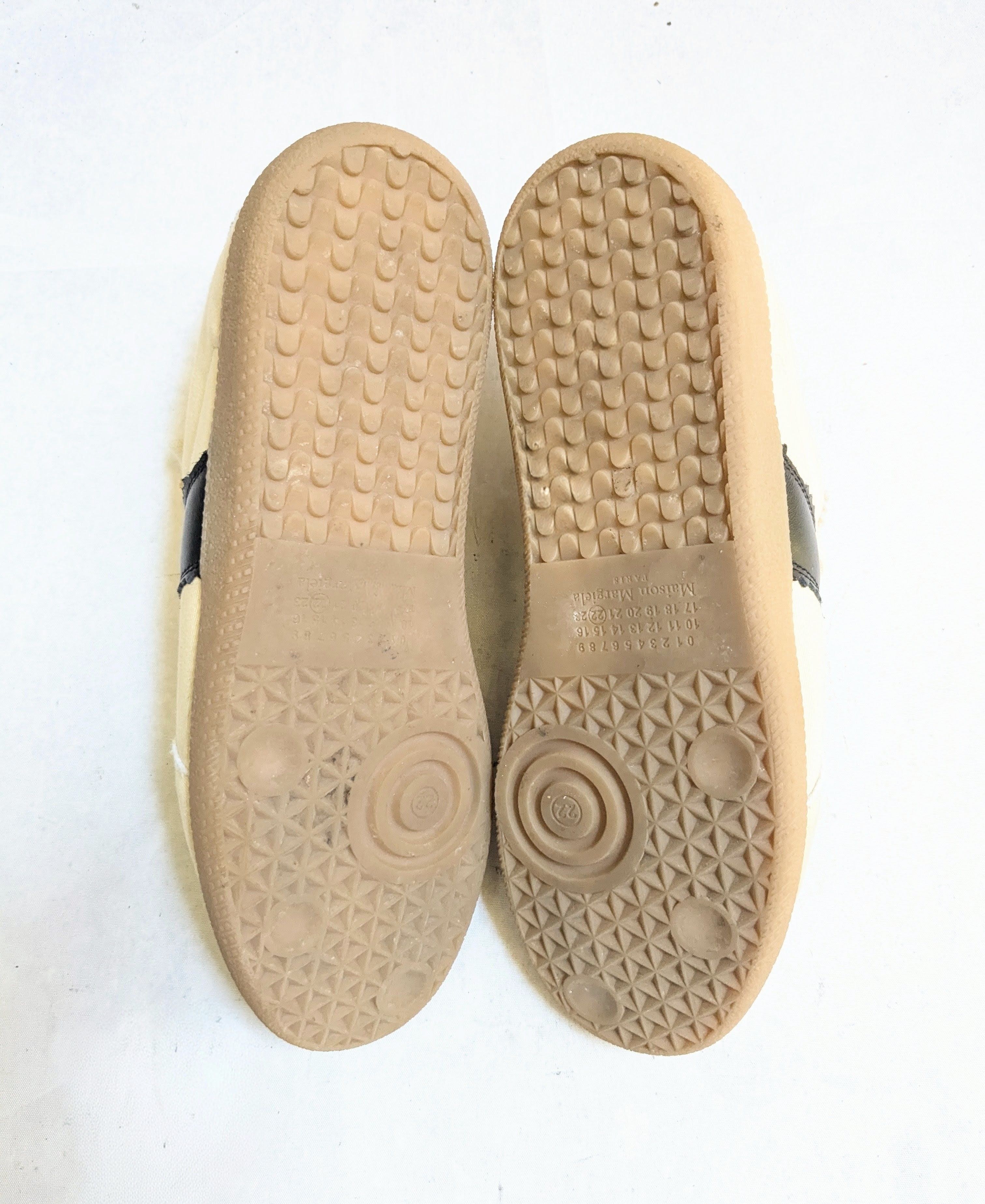 Maison Margiela Maison Margiela GAT Replica Canvas 9 42 Low Tops Gum Size US 9 / EU 42 - 15 Thumbnail