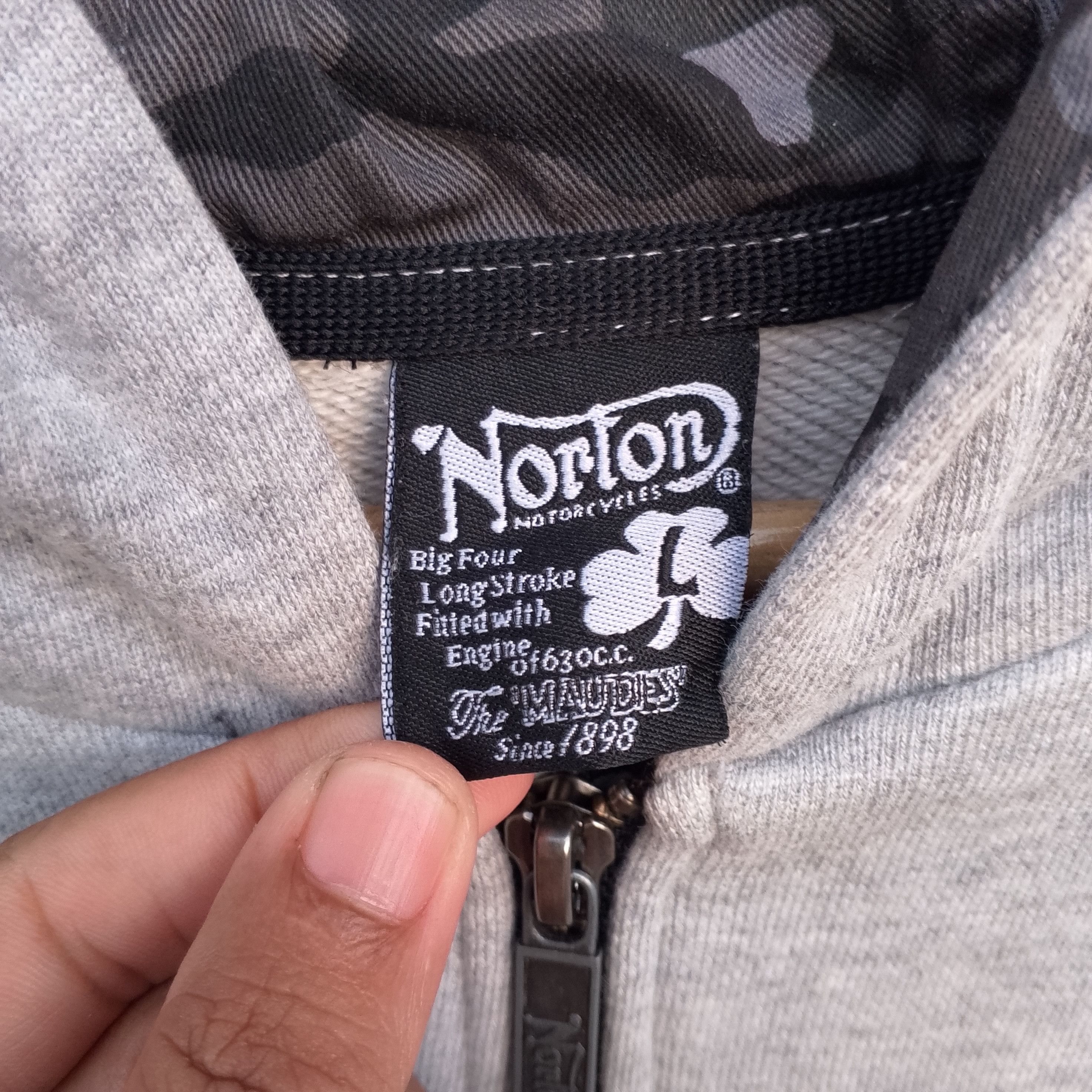 Norton Norton MotorcycleTTM International Zip Up Hoodie Size US M / EU 48-50 / 2 - 8 Thumbnail