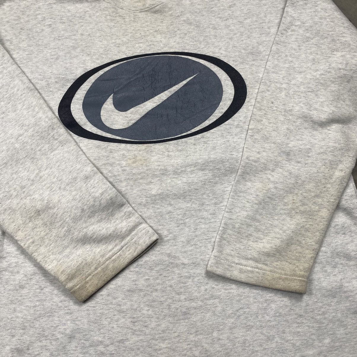 Nike × Vintage 90s Nike Oval Crewneck Size US L / EU 52-54 / 3 - 5 Thumbnail
