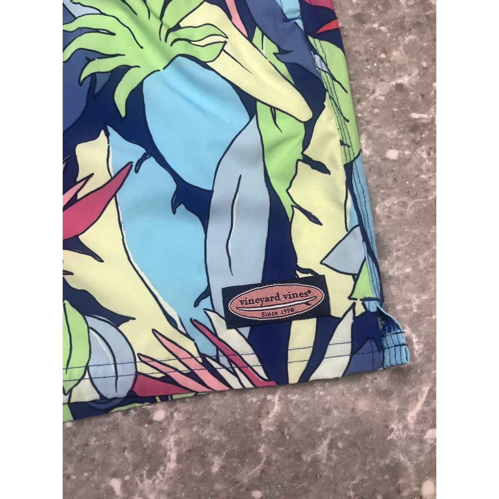 Vineyard Vines Vineyard Vines Swim Trunks Floral XL Men Multicolor Trunks Beach Pool Men's XL Shoes? Size US 36 / EU 52 - 2 Thumbnail