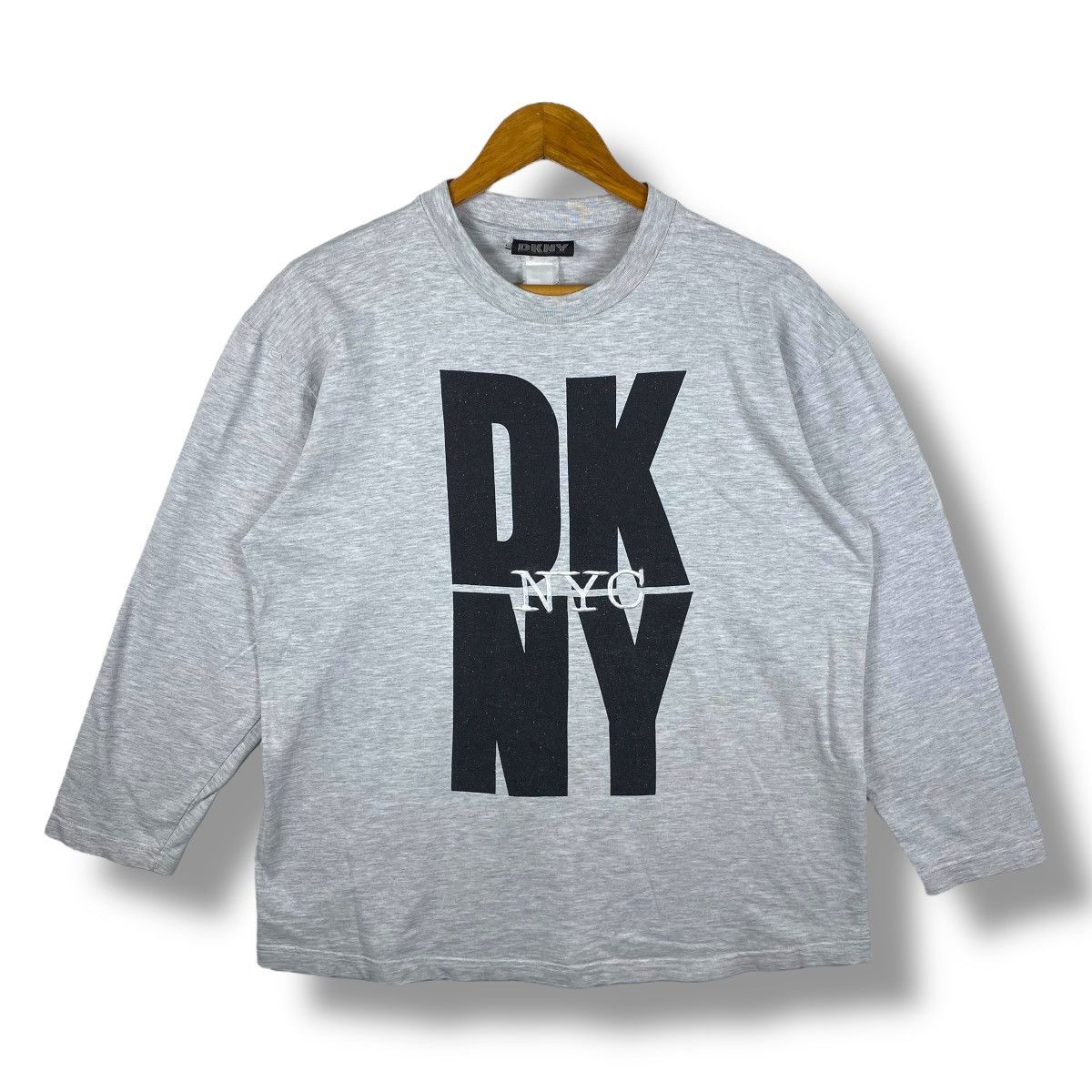 DKNY Vintage 90's DKNY NYC Logo Graphic Longsleeve Tee Shirt Size US L / EU 52-54 / 3 - 1 Thumbnail