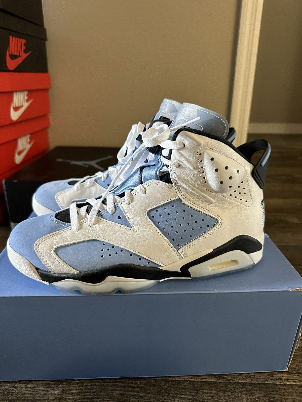 Jordan Brand × Nike Jordan Retro 6 “UNC” Size US 10 / EU 43 - 3 Thumbnail