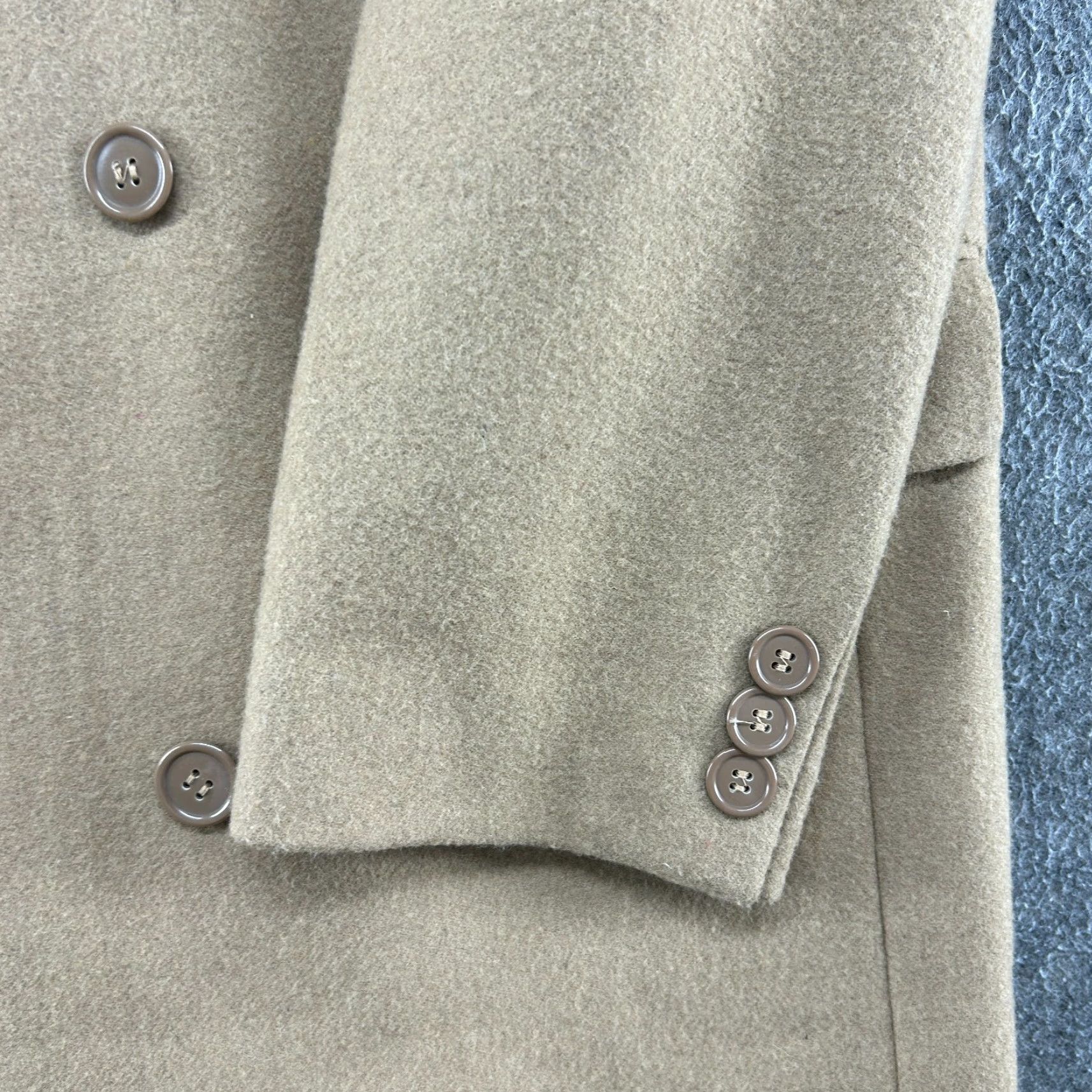 Vintage VINTAGE Sergio Valente Coat Men 44 Brown Tan Long Wool Overcoat solid 80s Size US S / EU 44-46 / 1 - 7 Thumbnail