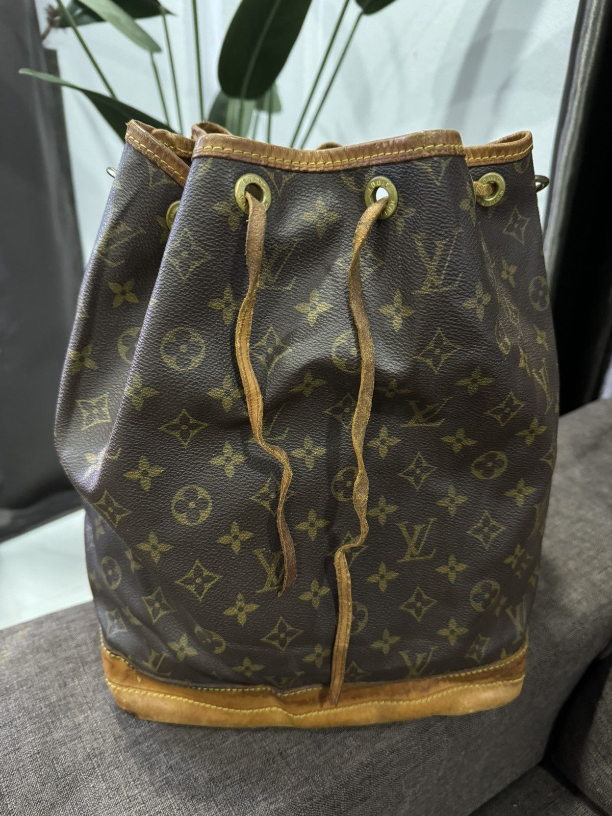 Louis Vuitton Vintage Monogram Canvas Leather Noe Shoulder Bag Size ONE SIZE - 1 Thumbnail