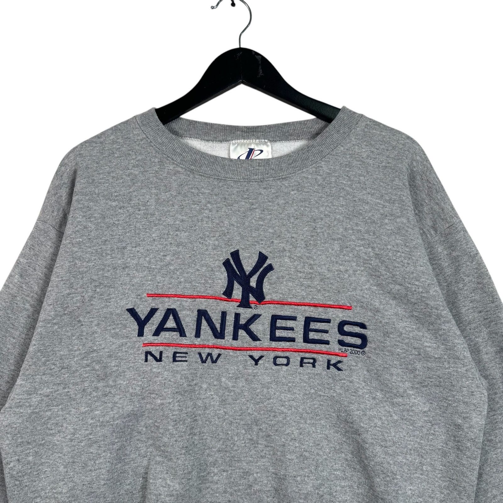 Logo Athletic Vintage New York Yankees Embroidered Spellout MLB Crewneck L Size US L / EU 52-54 / 3 - 2 Thumbnail
