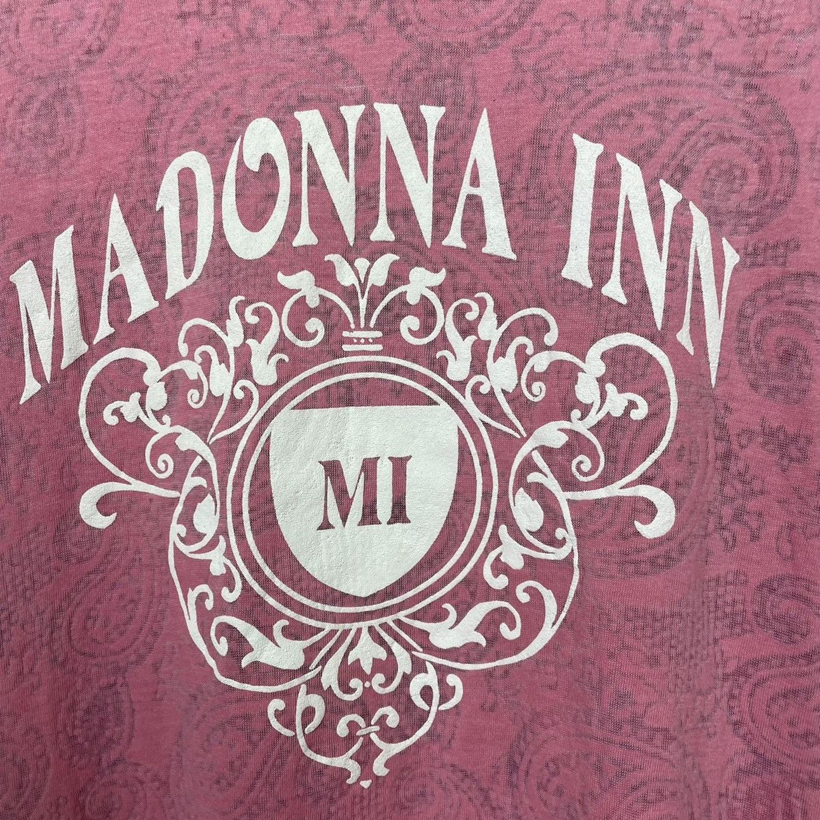 Harley Davidson × Japanese Brand × Vintage 🇺🇸MADONNA INN CALI Paisley T Size M / US 6-8 / IT 42-44 - 2 Thumbnail