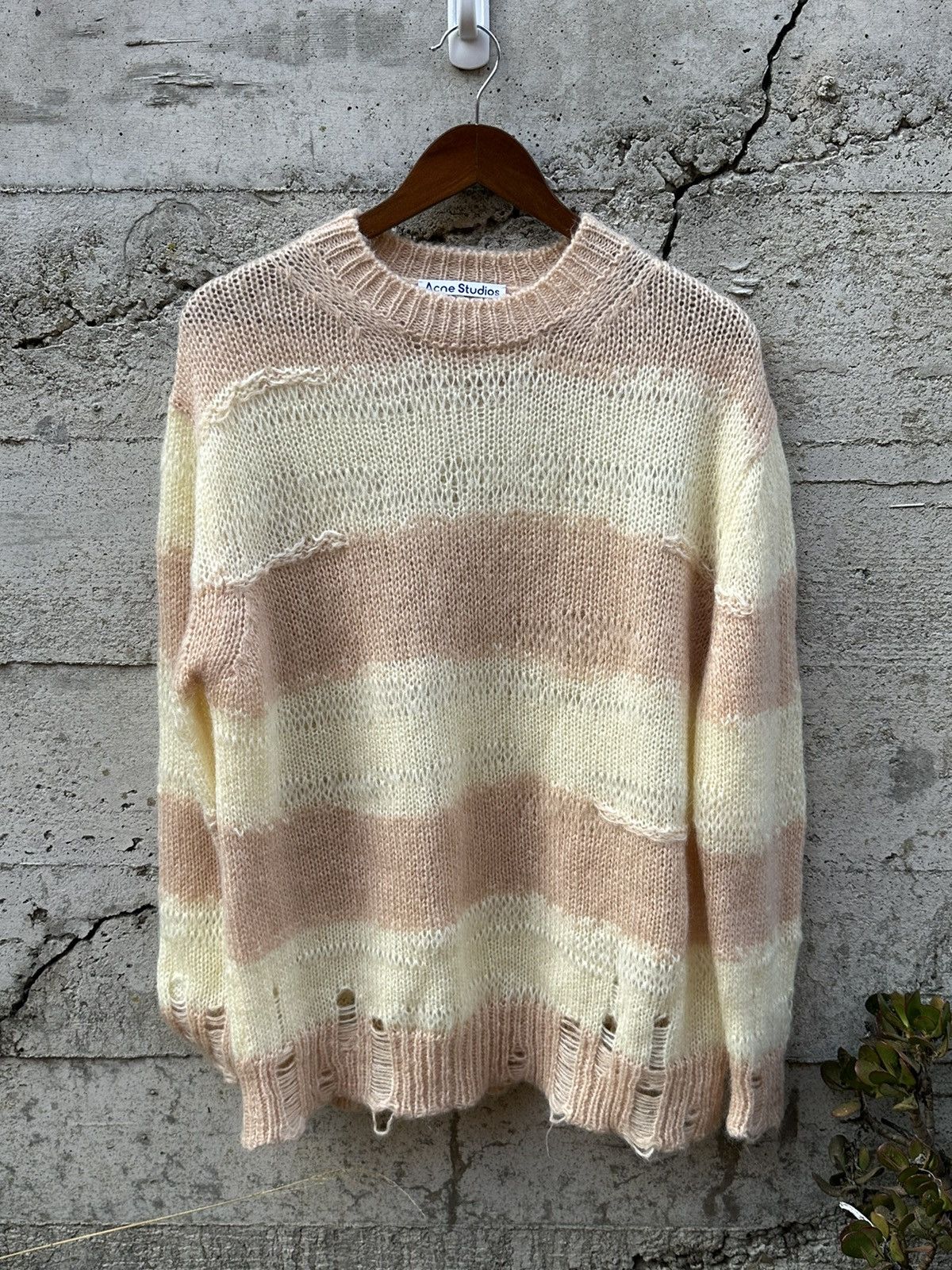 Acne Studios RARE GRAIL Acne Studios Italian cobain distressed knit Size US L / EU 52-54 / 3 - 3 Thumbnail