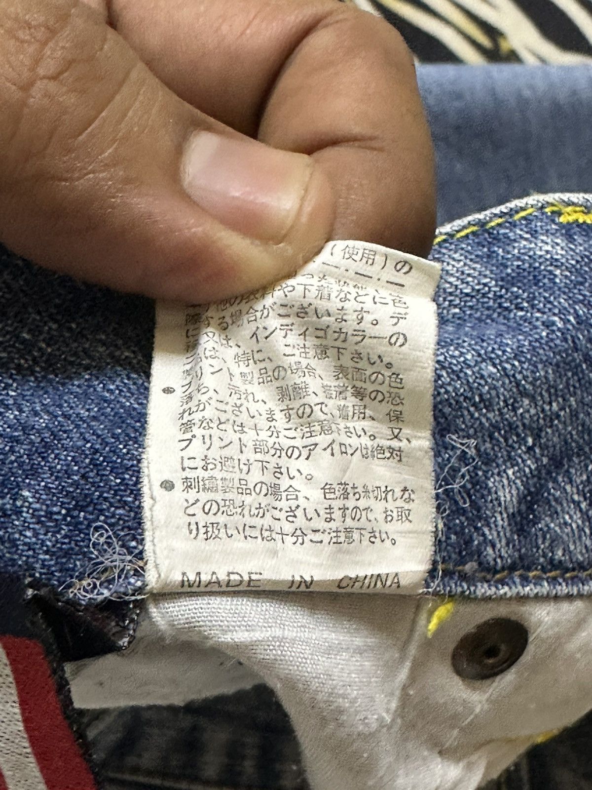 Tornado Mart Vintage Jassie Printed Logo Ripped Distressed Denim Size US 32 / EU 48 - 9 Thumbnail