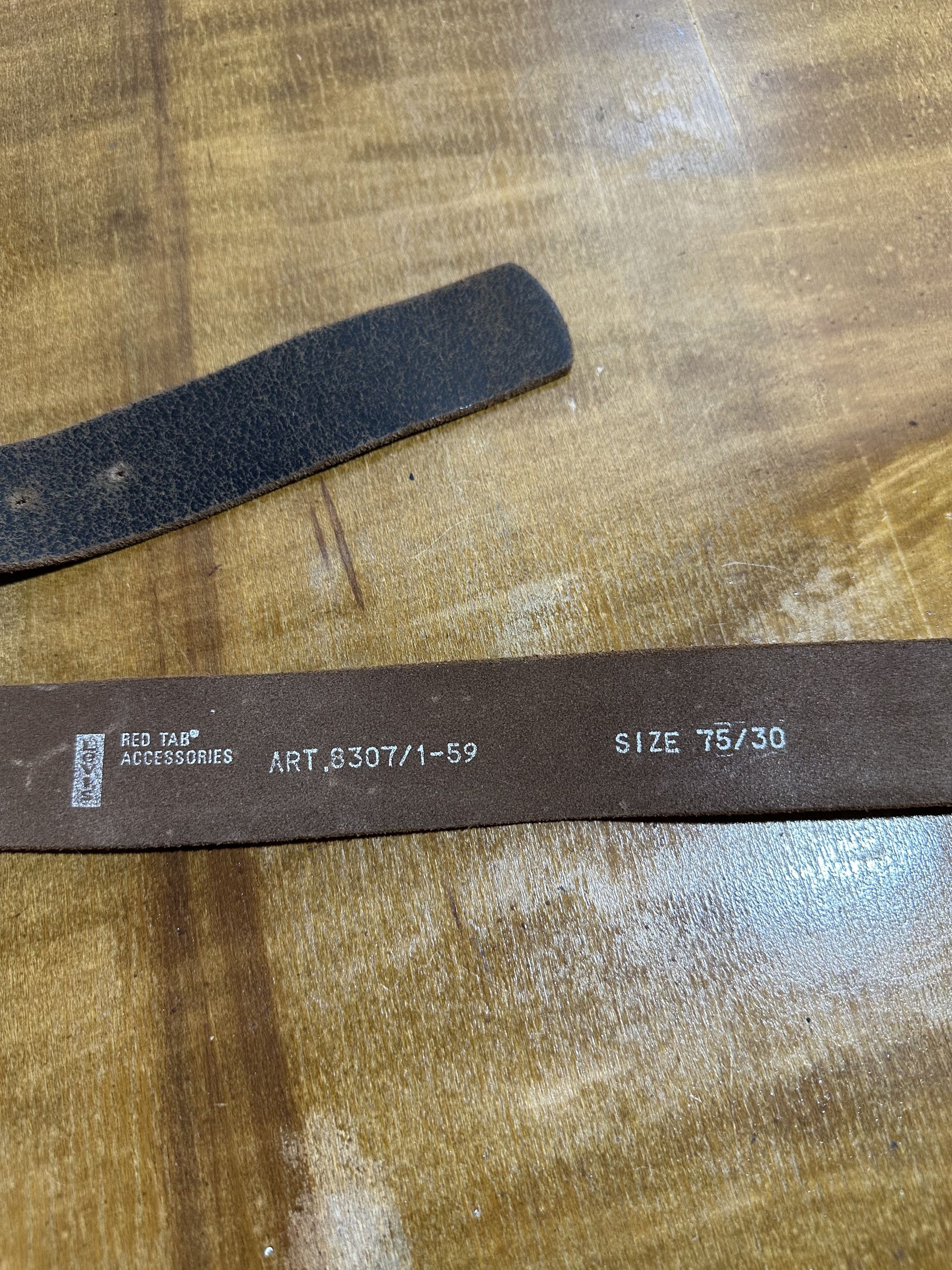Levi's × Vintage Vintage Levis Leather Belt 90s Size 30 - 7 Thumbnail