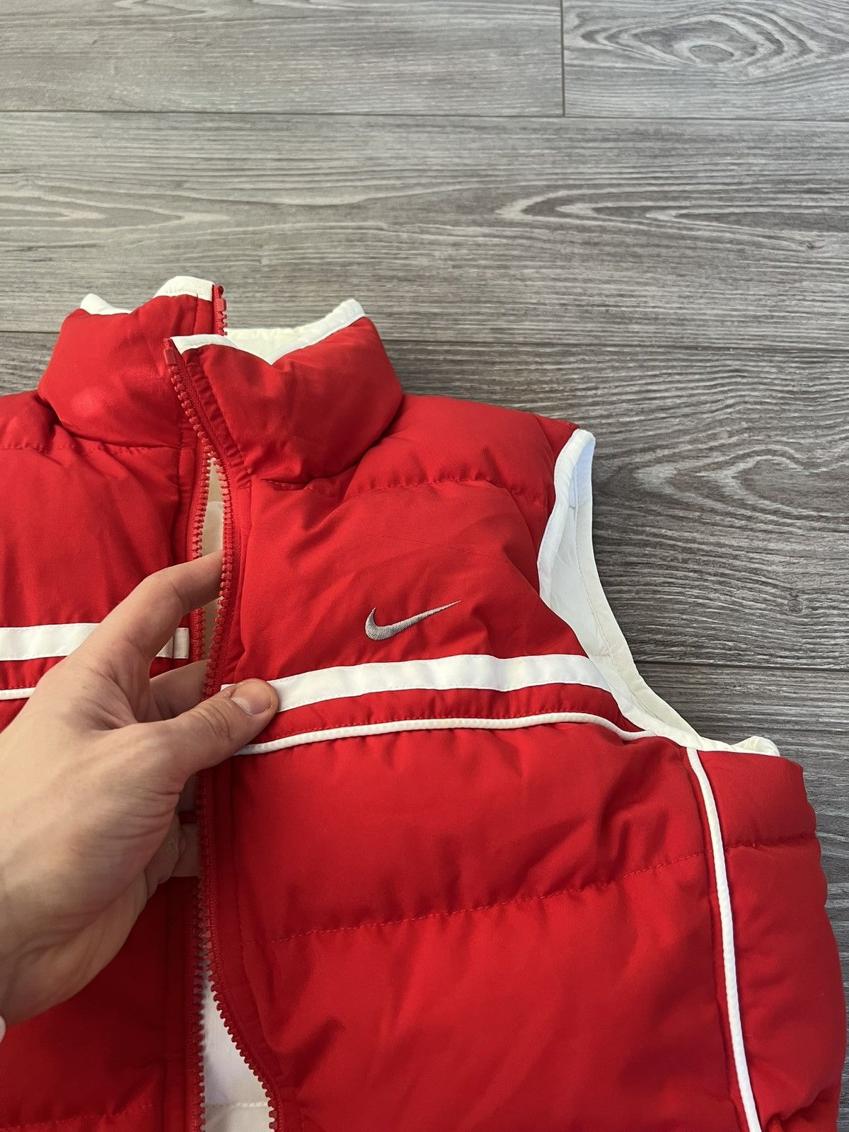 Nike × Vintage ‼️Vintage Knit Swoosh Logo Puffer Reversible Vest‼️ Size S / US 4 / IT 40 - 16 Thumbnail