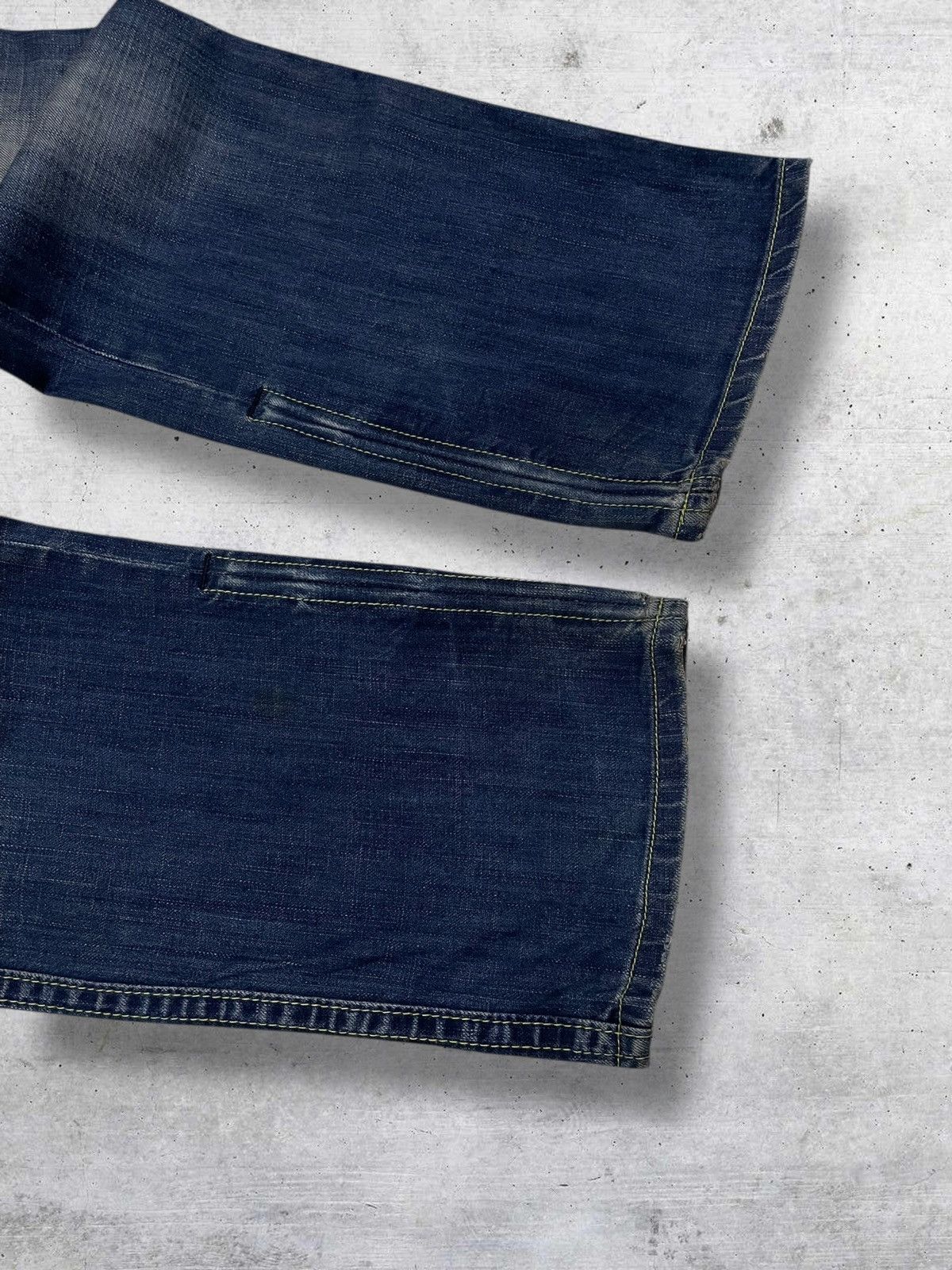 Dsquared2 VINTAGE DESIGNER DSQUARED2 ‘FUCKER’ ACDC RIPPED OG DENIM Size US 32 / EU 48 - 5 Thumbnail