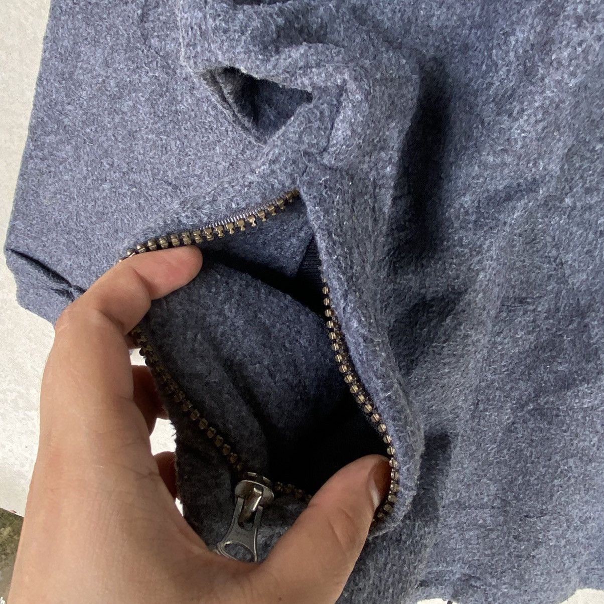 Other Vintage Converse All Star Quartz Zip Sweatshirt Gray Size L Size US L / EU 52-54 / 3 - 6 Thumbnail