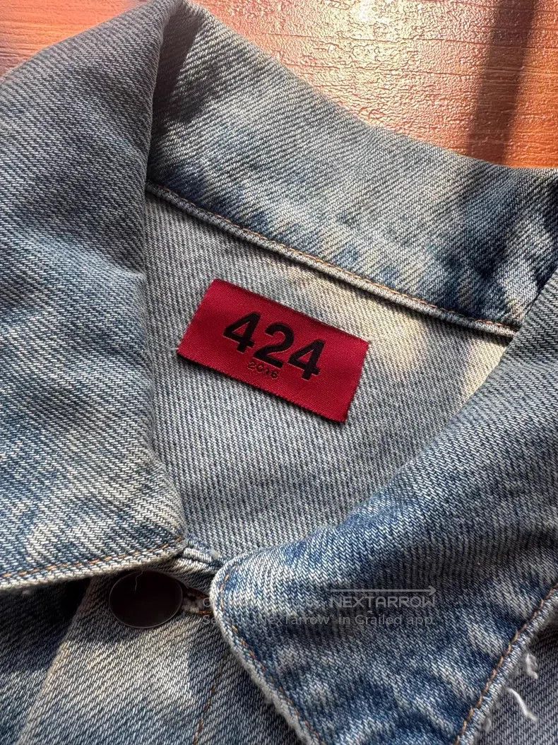 424 424 Washed to pieces, black armband Size US S / EU 44-46 / 1 - 5 Thumbnail