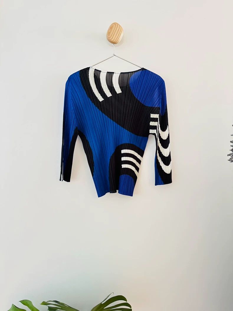 Issey Miyake Issey Miyake size:3 Blue record long-sleeved top Size S / US 4 / IT 40 - 2 Thumbnail