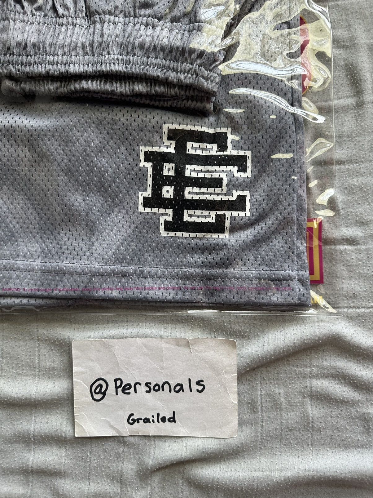 Eric Emanuel NEW Eric Emanuel x Interscope Records Basic Shorts Large Size US 34 / EU 50 - 7 Thumbnail