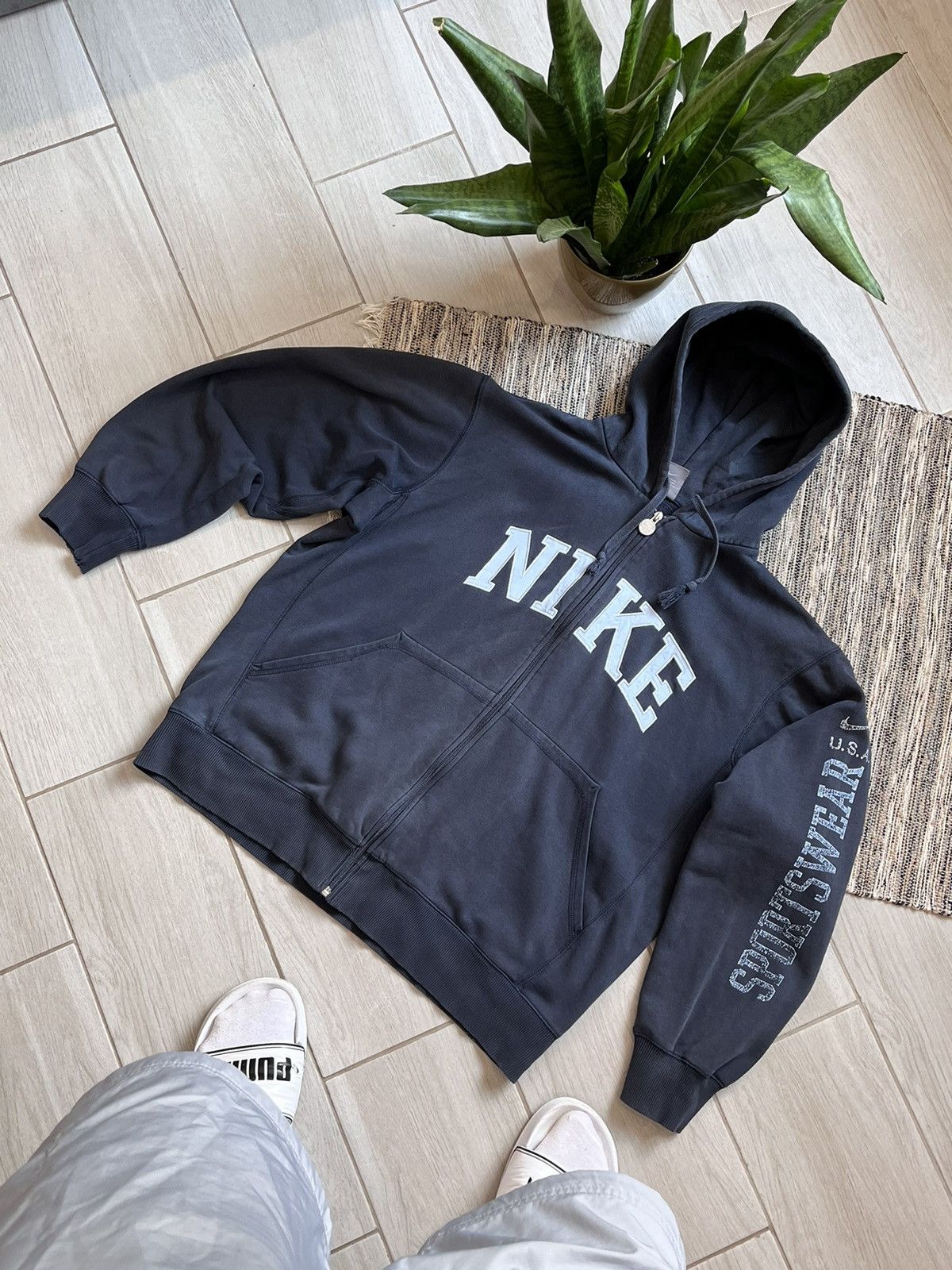 Vintage Nike Zip Hoodie big logo distressed style size XL