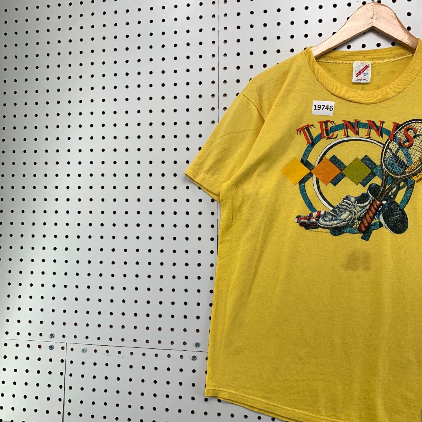 Jerzees VINTAGE Jerzees 90s Tennis Shirt Adult Large Yellow Graphic Print Single Stitch Racquet Mens Size US L / EU 52-54 / 3 - 3 Thumbnail
