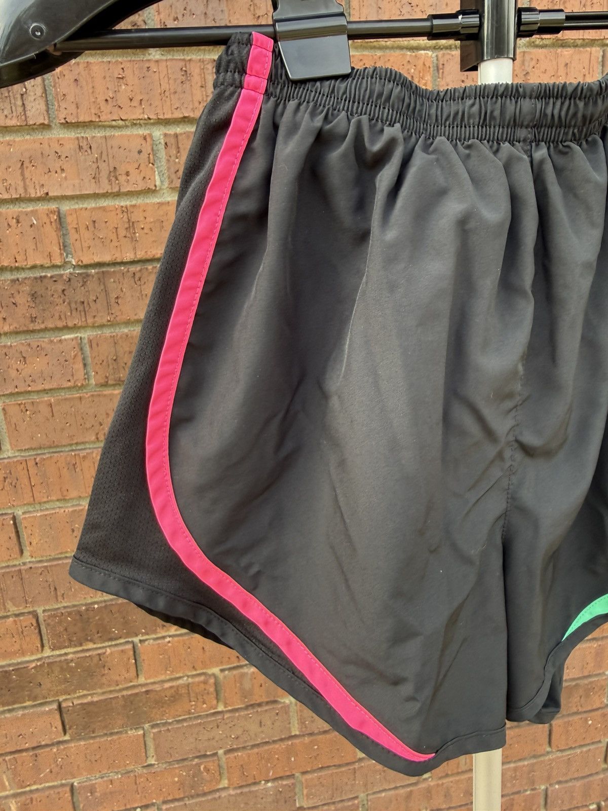 Nike Nike Dri-Fit Tempo 10K Running Shorts Black Multi Color Size 24" / US 00 / IT 34 - 3 Thumbnail