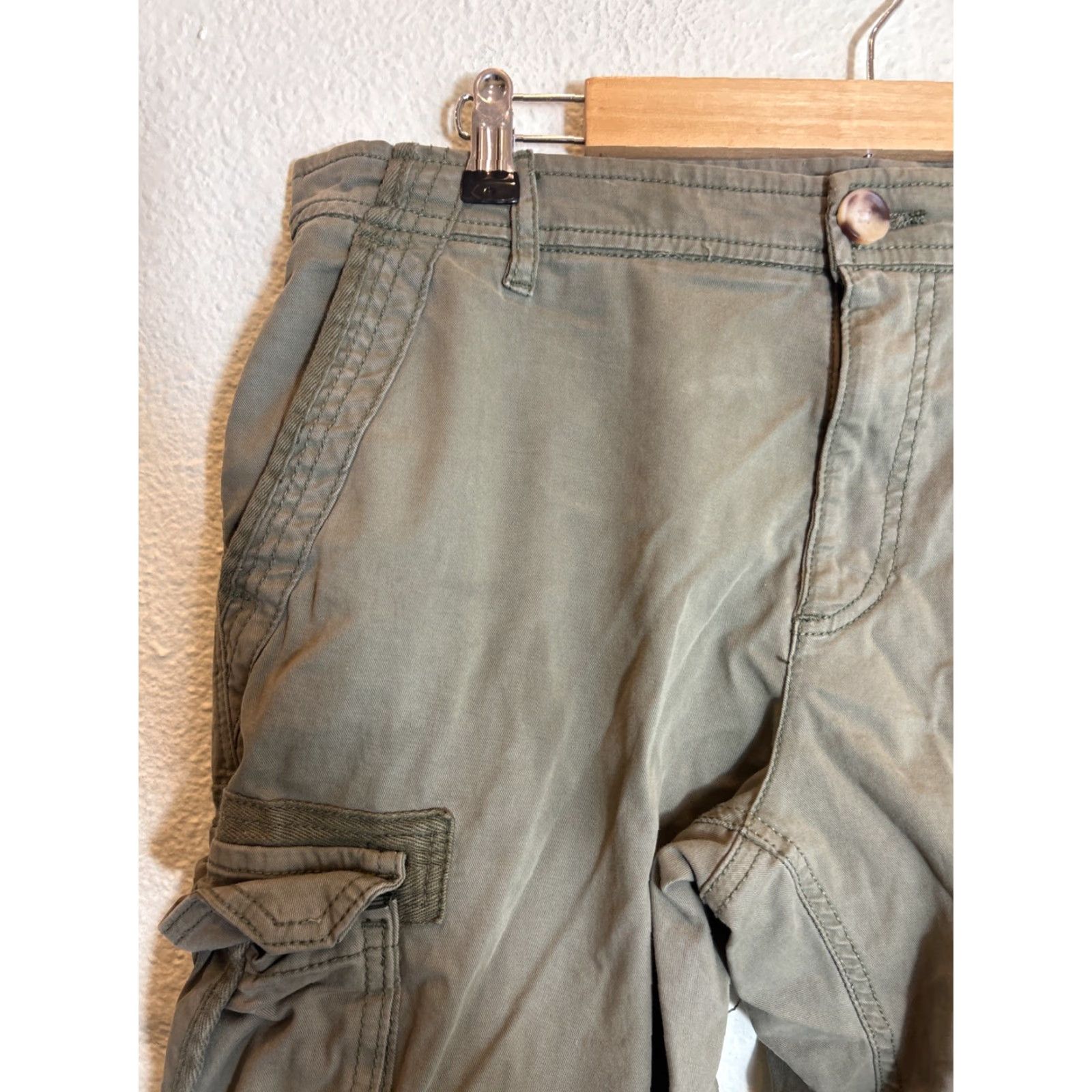 Vintage Sun Stone Ouigi Theodore Green Utility Cargo Pant Men’s Pants Sz 33 Rear Pocket Cargo Pants Green Olive 33 Inseam Mens Size US 33 - 4 Thumbnail