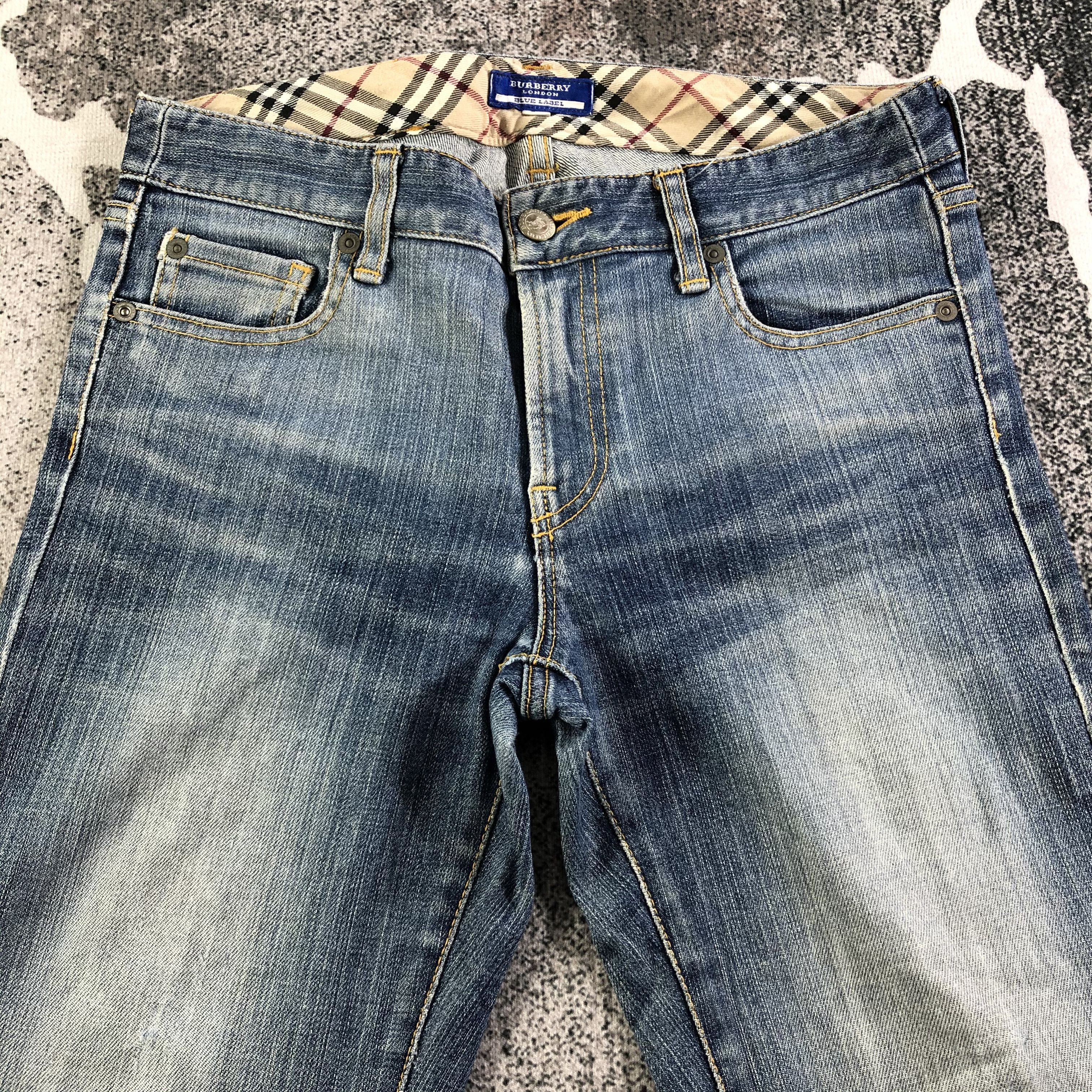 Burberry Burberry Blue Label Flared Jeans KJ2111 Size 30" / US 8 / IT 44 - 3 Thumbnail