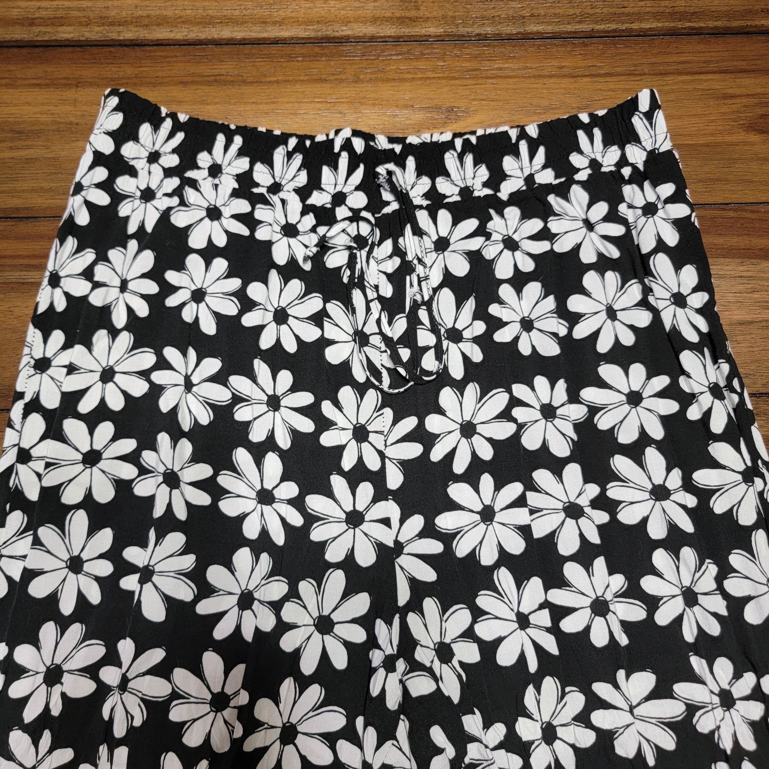 Other Midtown West Apparel B&W Daisy Pants - Size 2X Size 34" / US 12 / IT 48 - 2 Thumbnail